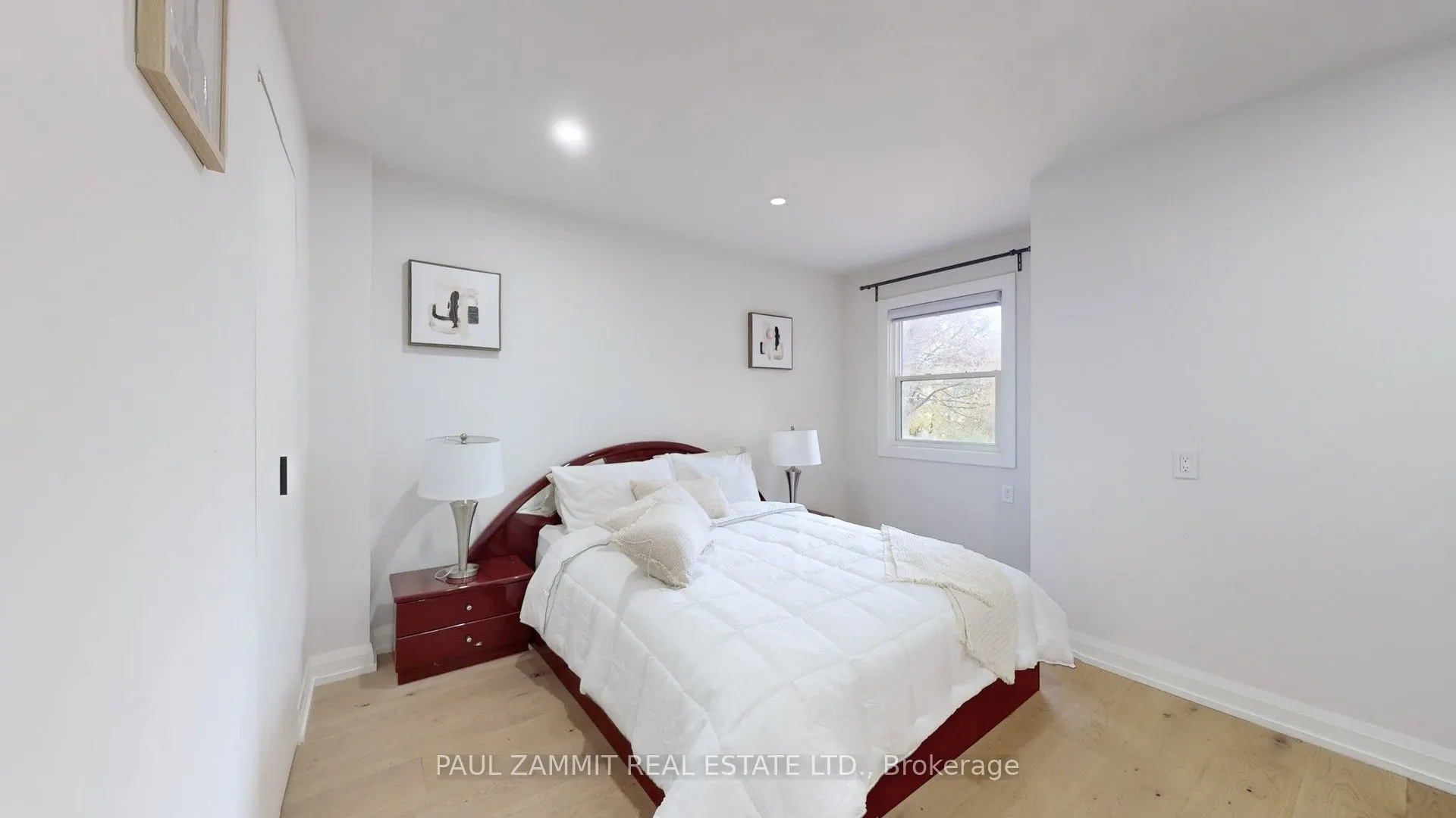 31 Henderson Avenue