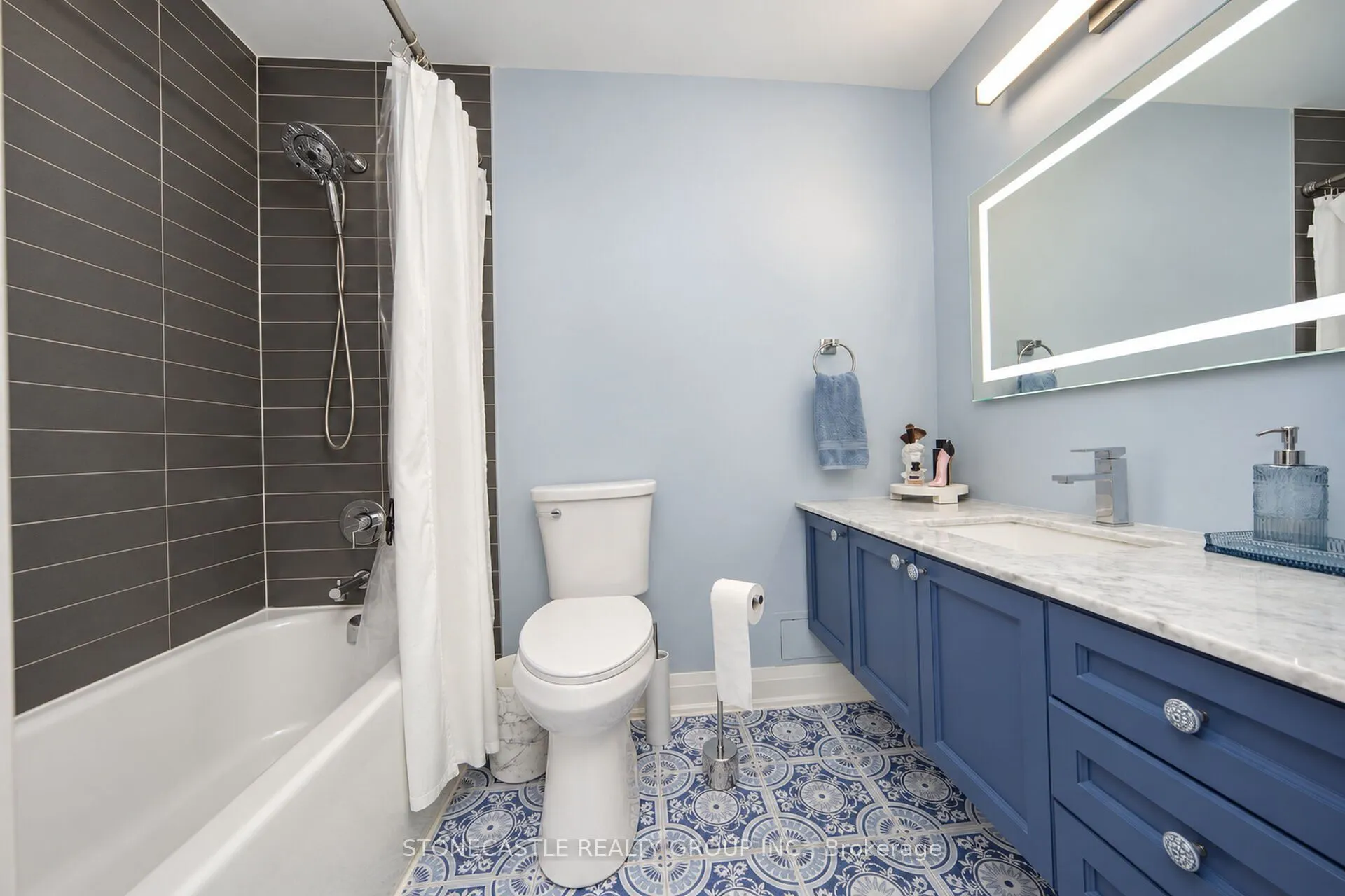 12 Woodstream Boulevard #920