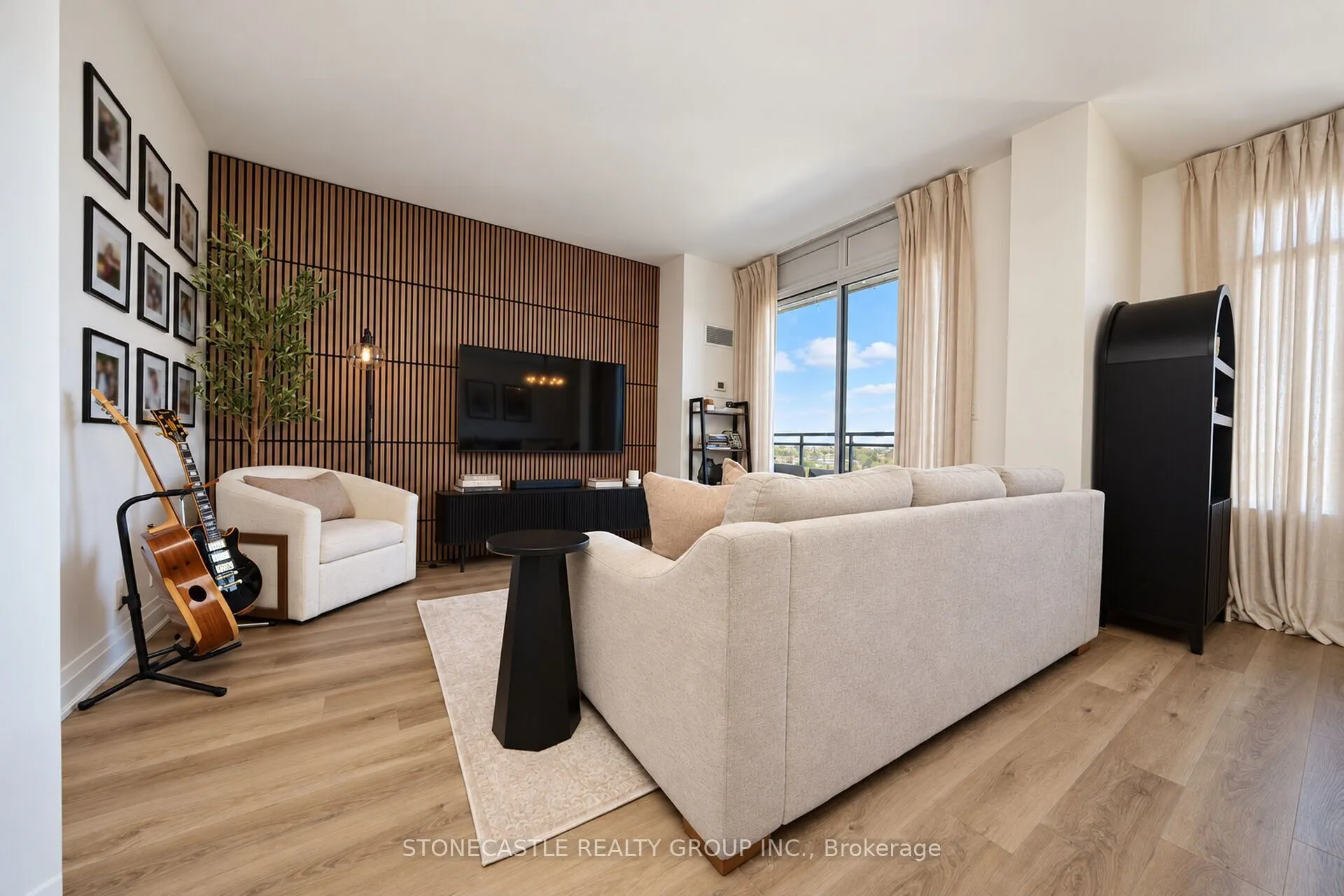 12 Woodstream Boulevard #920