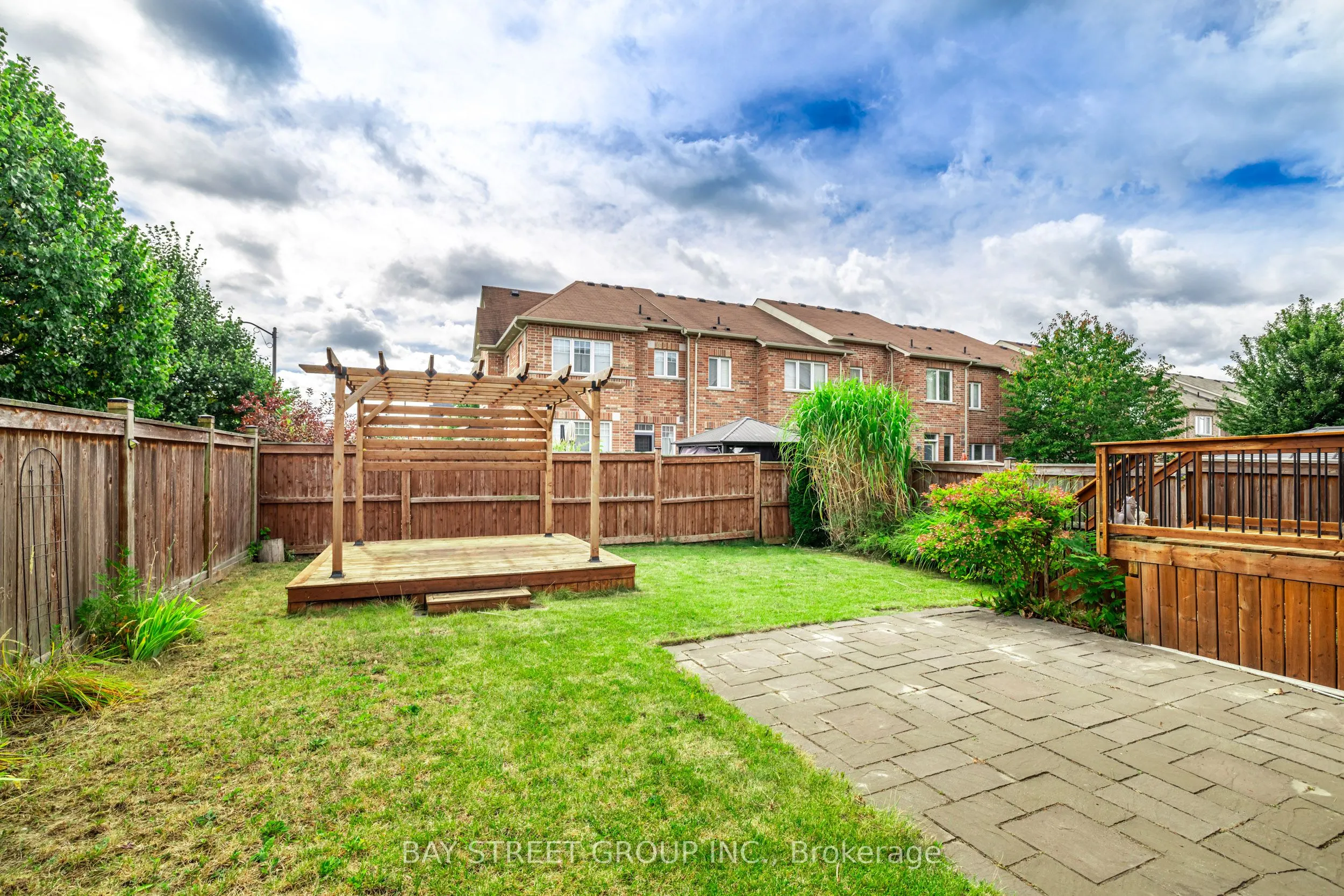 4 Courtland Crescent