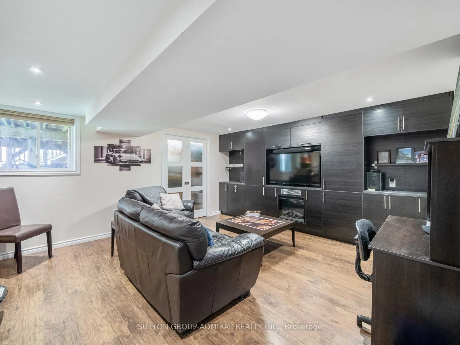 267 Warner Crescent