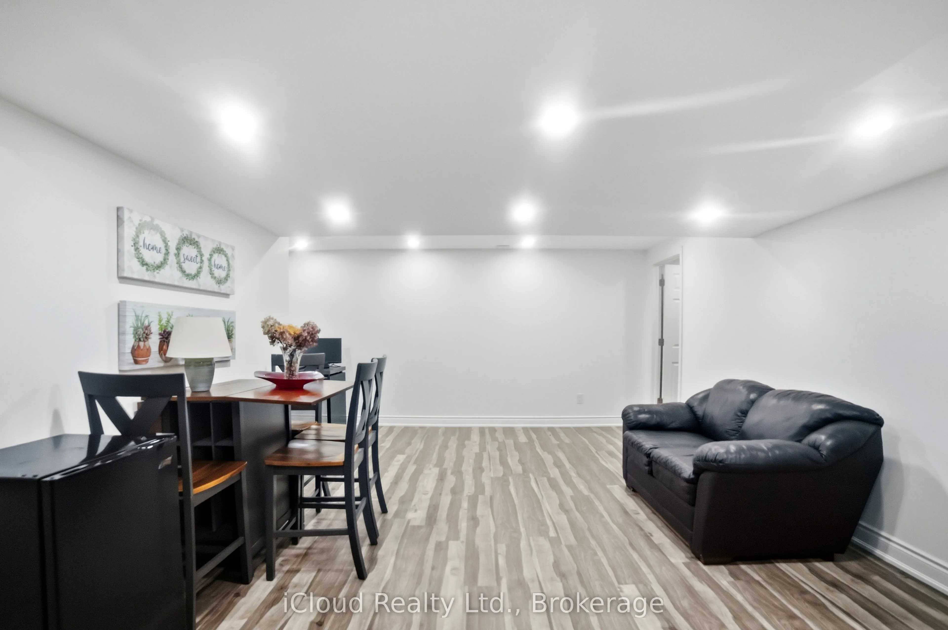 5 Leith Drive
