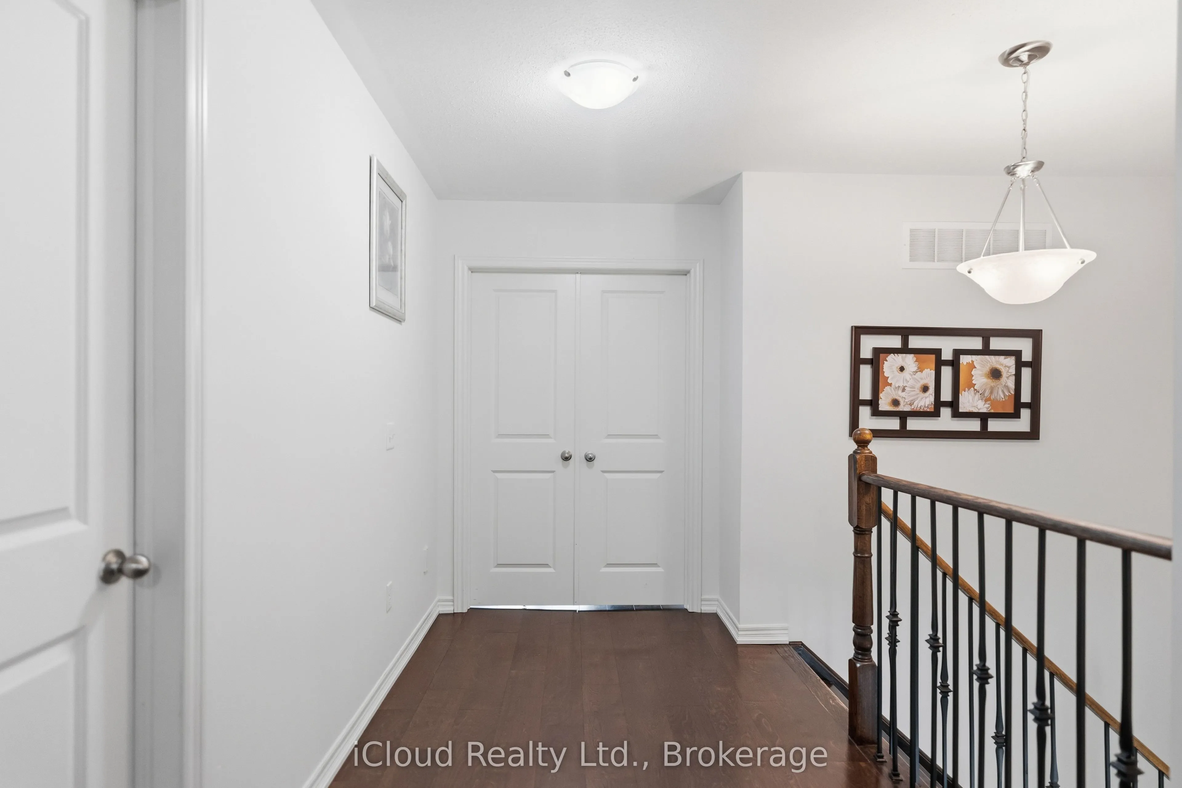 5 Leith Drive