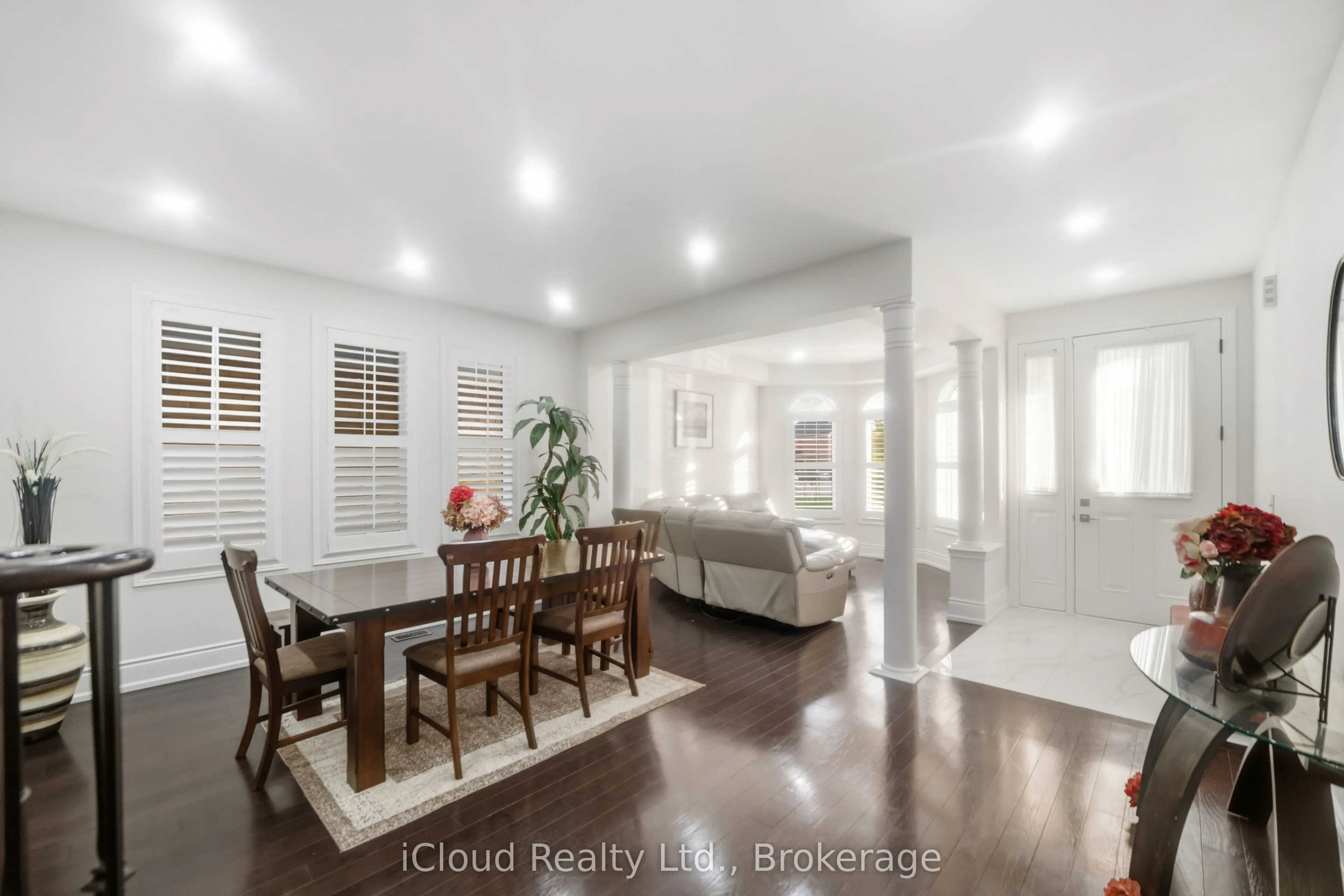 5 Leith Drive