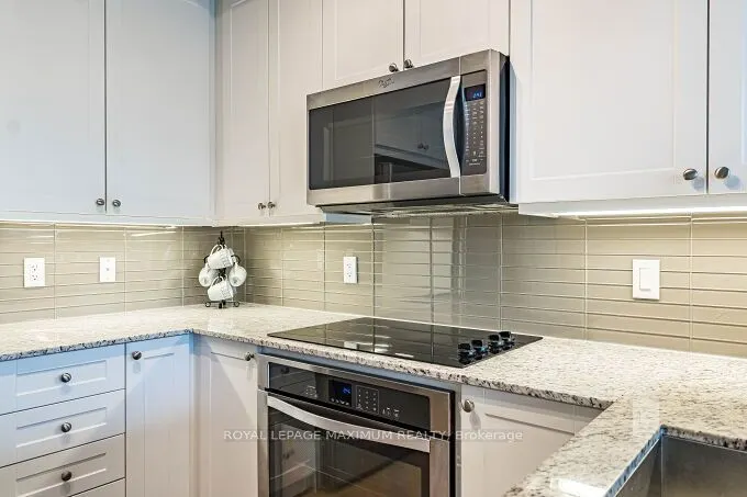 9600 Yonge Street #219B