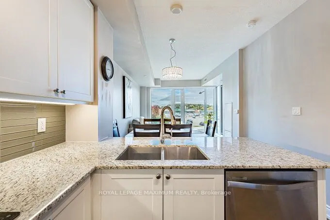 9600 Yonge Street #219B