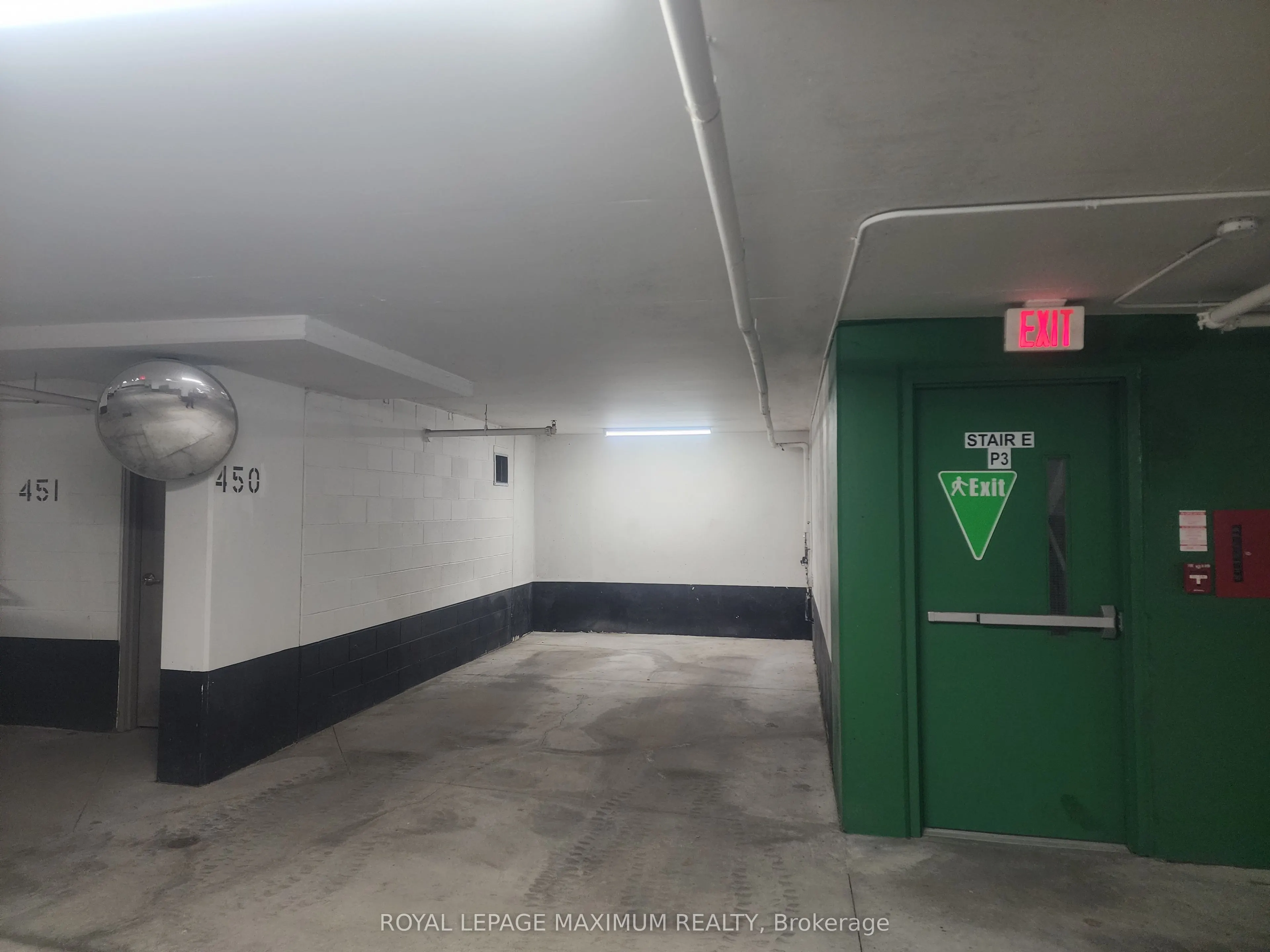 9600 Yonge Street #219B