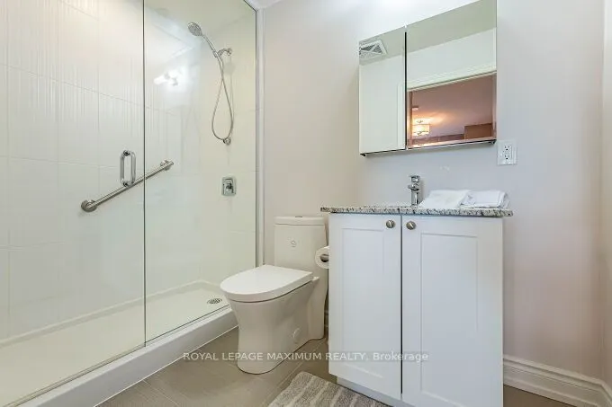 9600 Yonge Street #219B