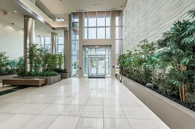 9600 Yonge Street #219B
