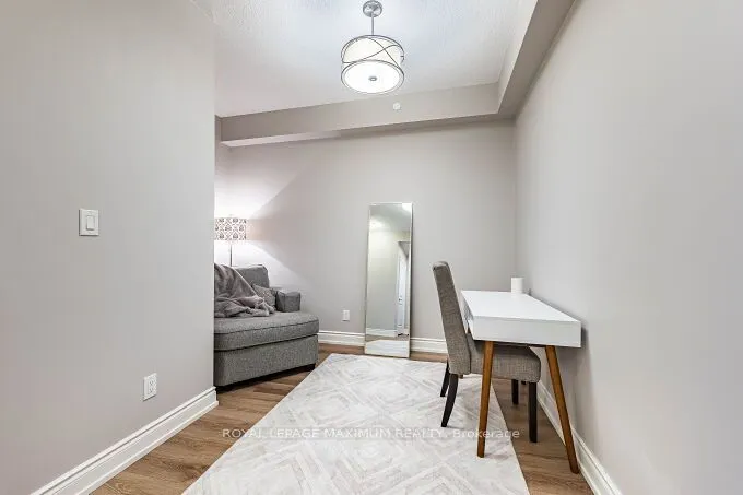 9600 Yonge Street #219B