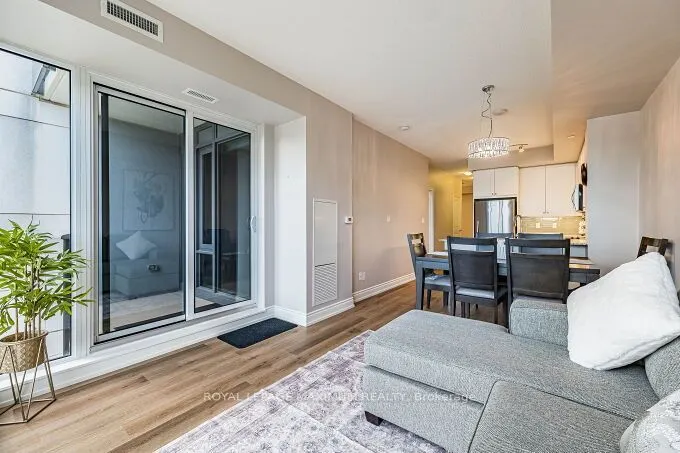 9600 Yonge Street #219B
