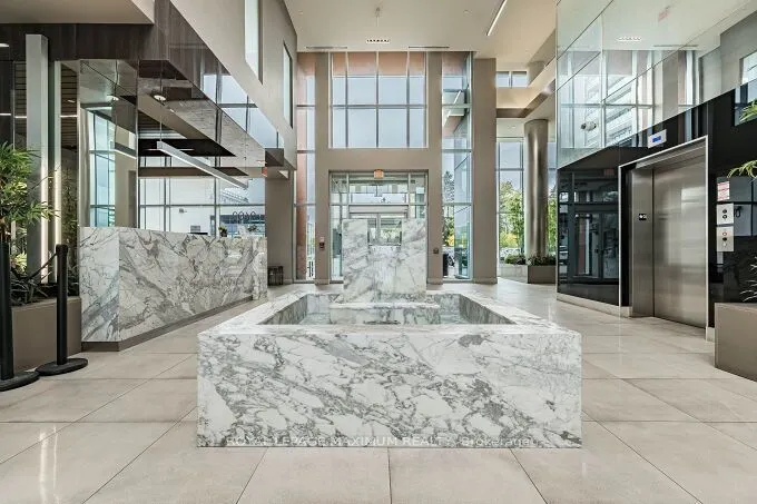 9600 Yonge Street #219B