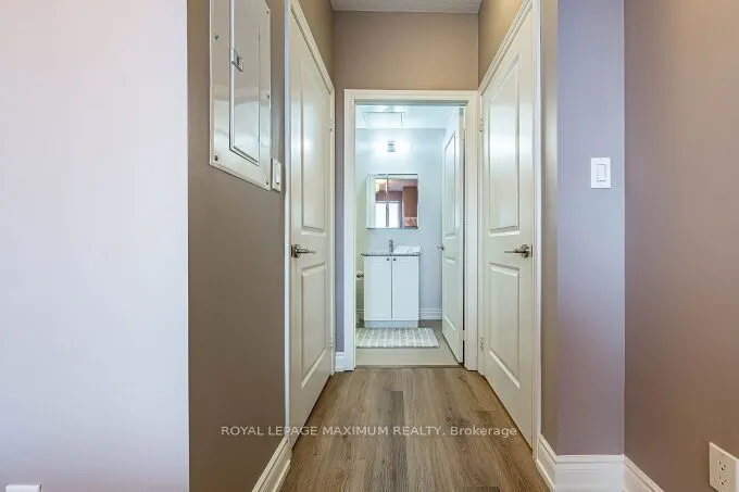 9600 Yonge Street #219B