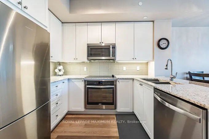9600 Yonge Street #219B