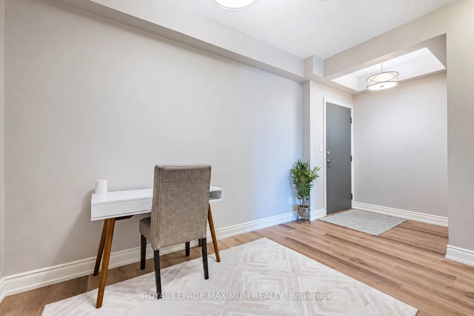 9600 Yonge Street #219B