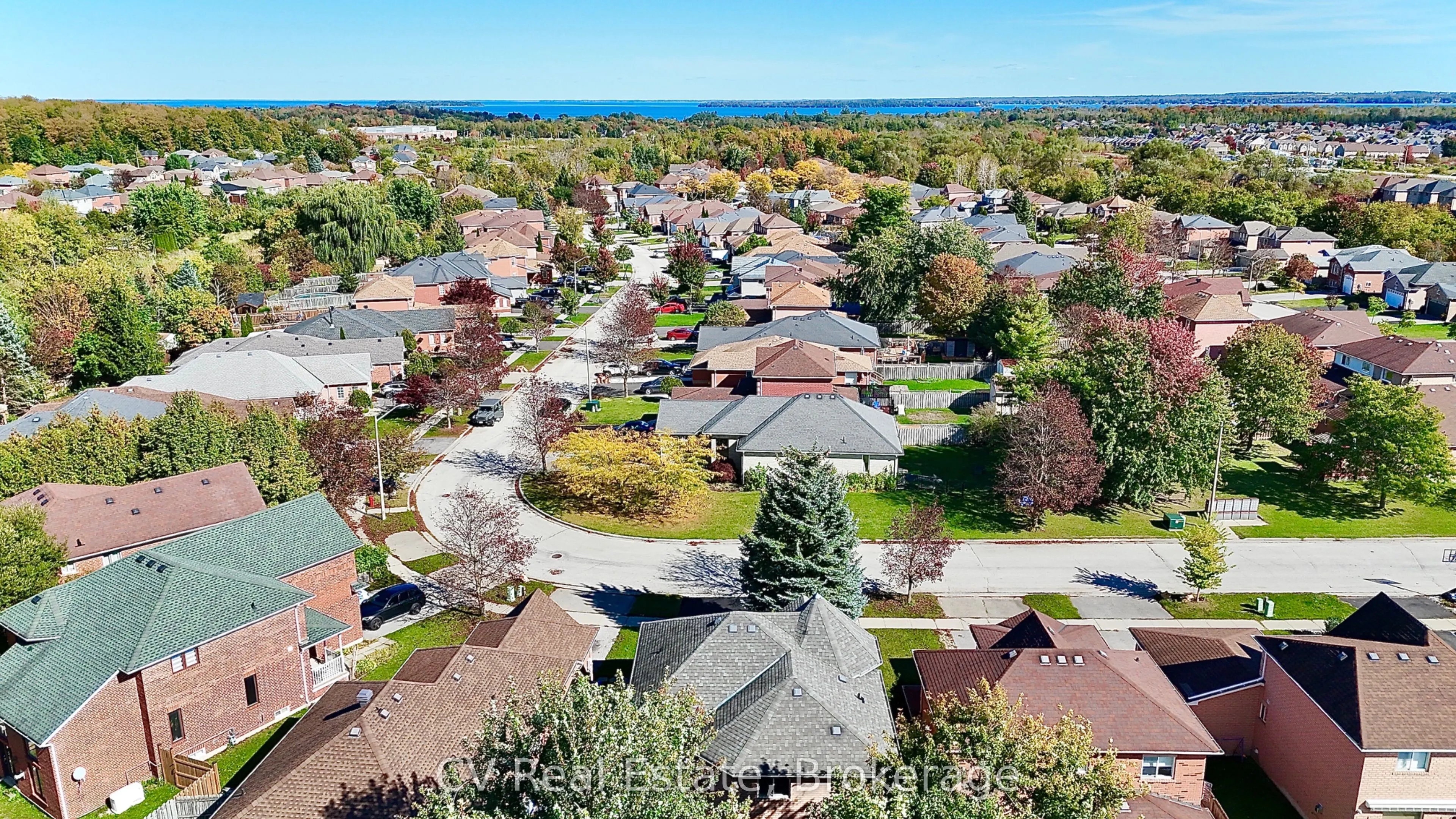 1338 Vincent Crescent