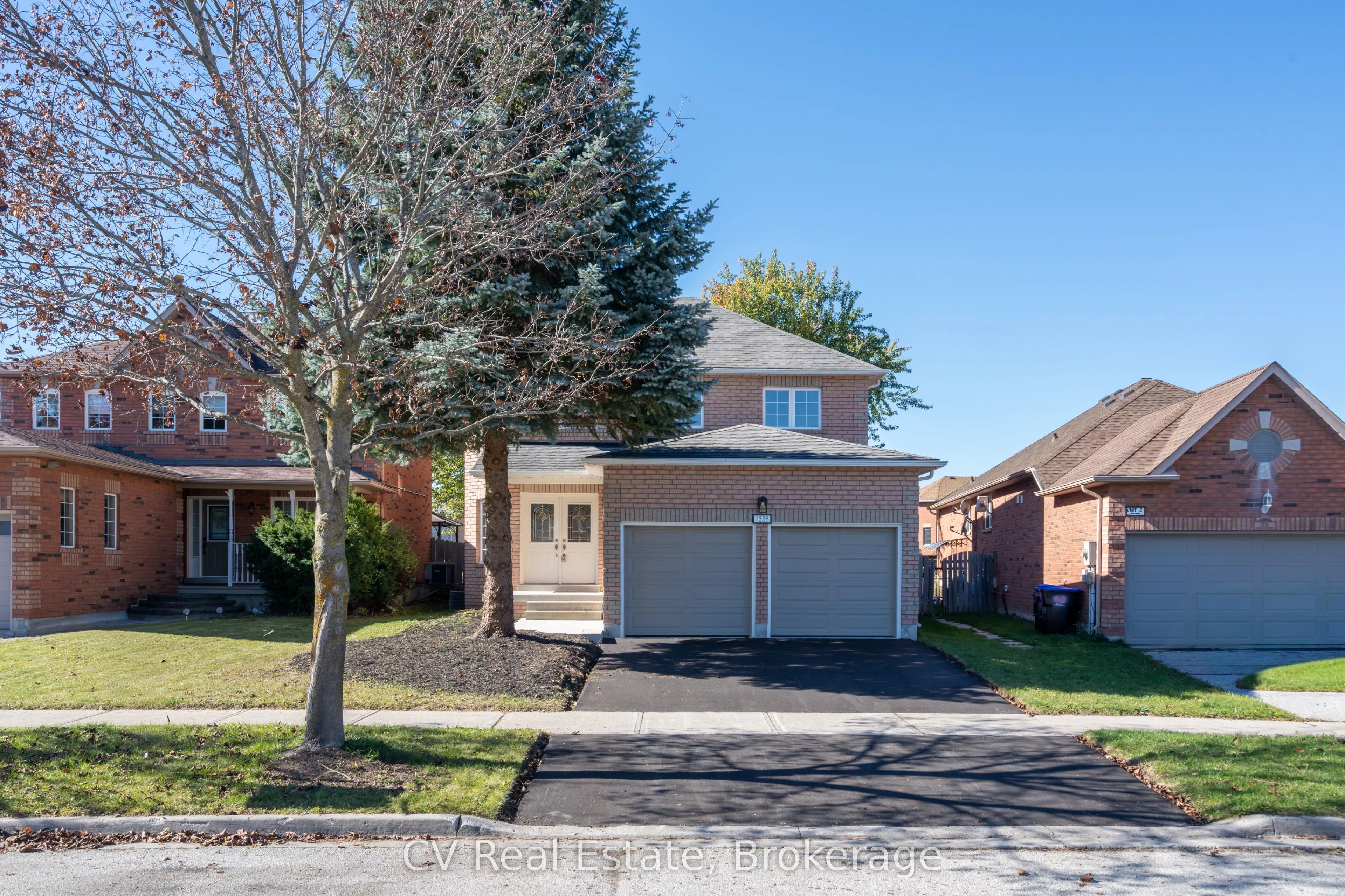 1338 Vincent Crescent
