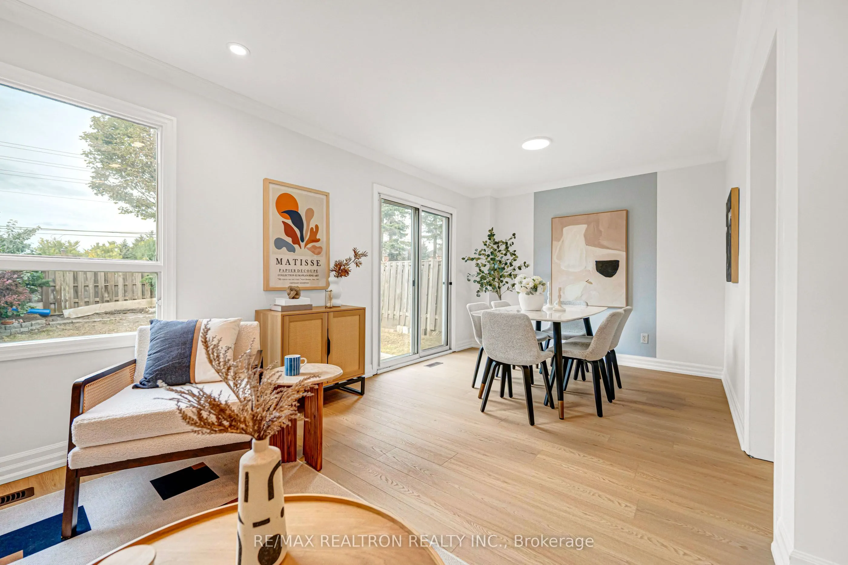 6 Woolen Mill Road