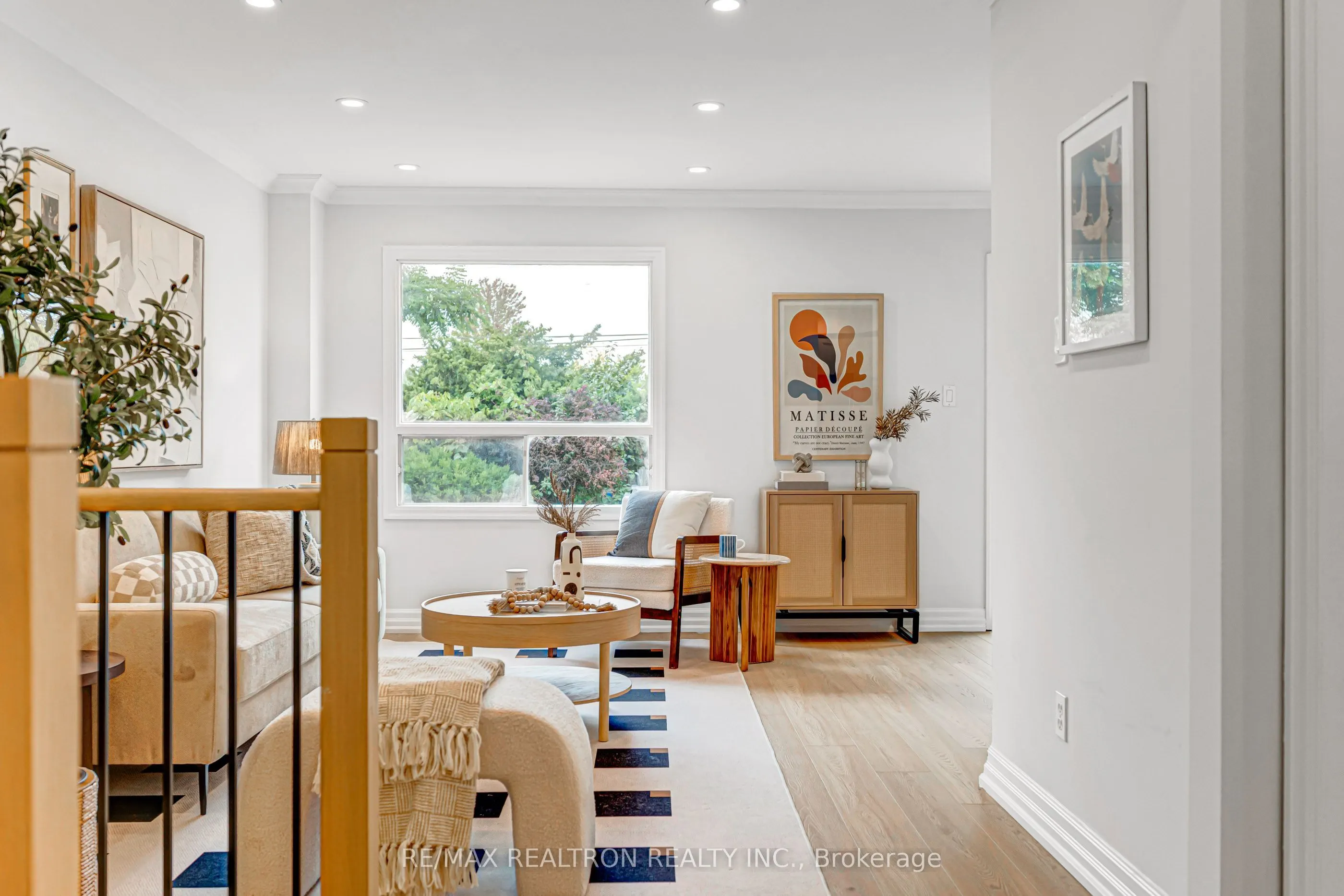 6 Woolen Mill Road