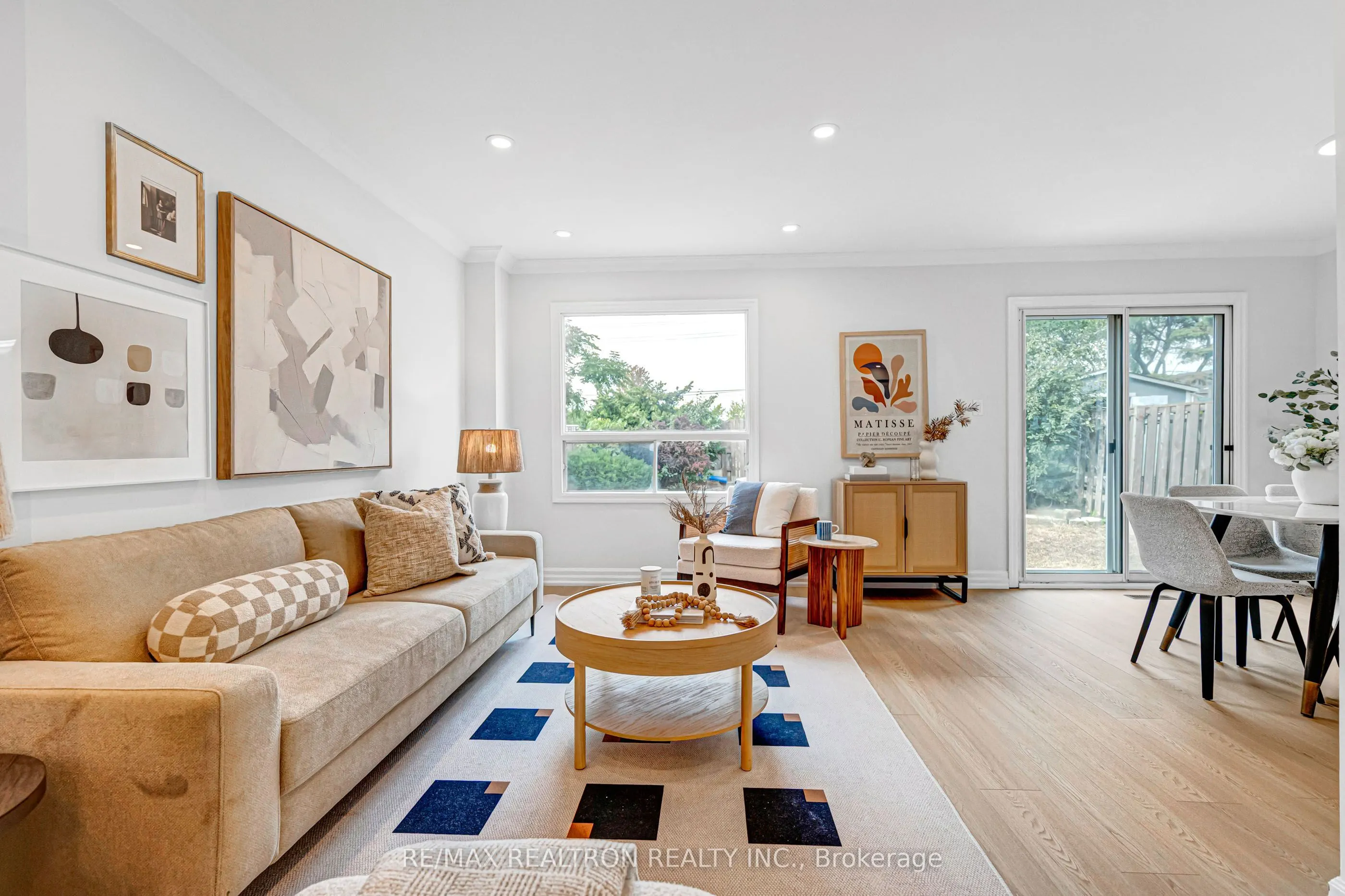 6 Woolen Mill Road