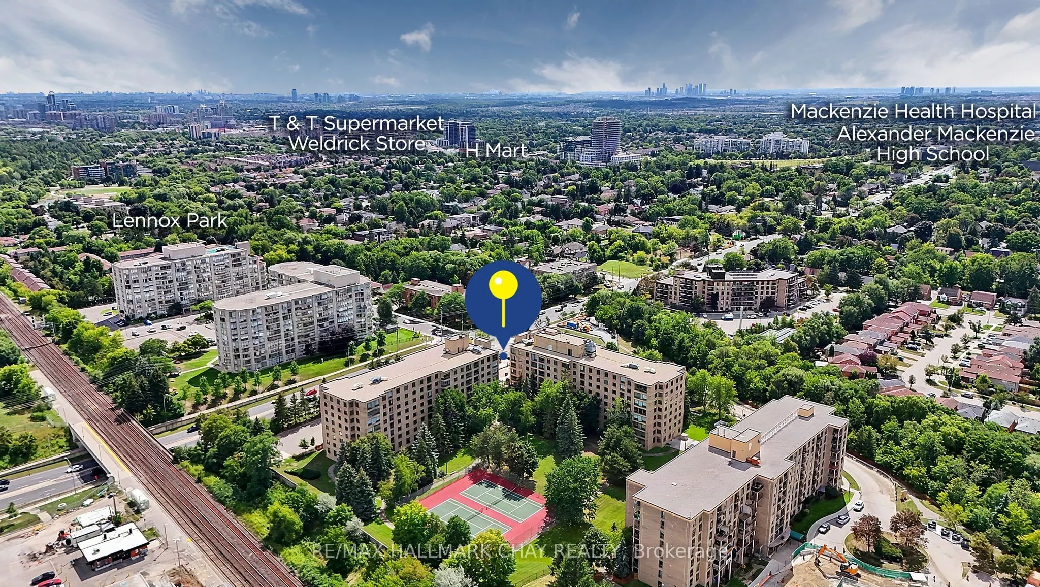 326 Major Mackenzie Drive E #705