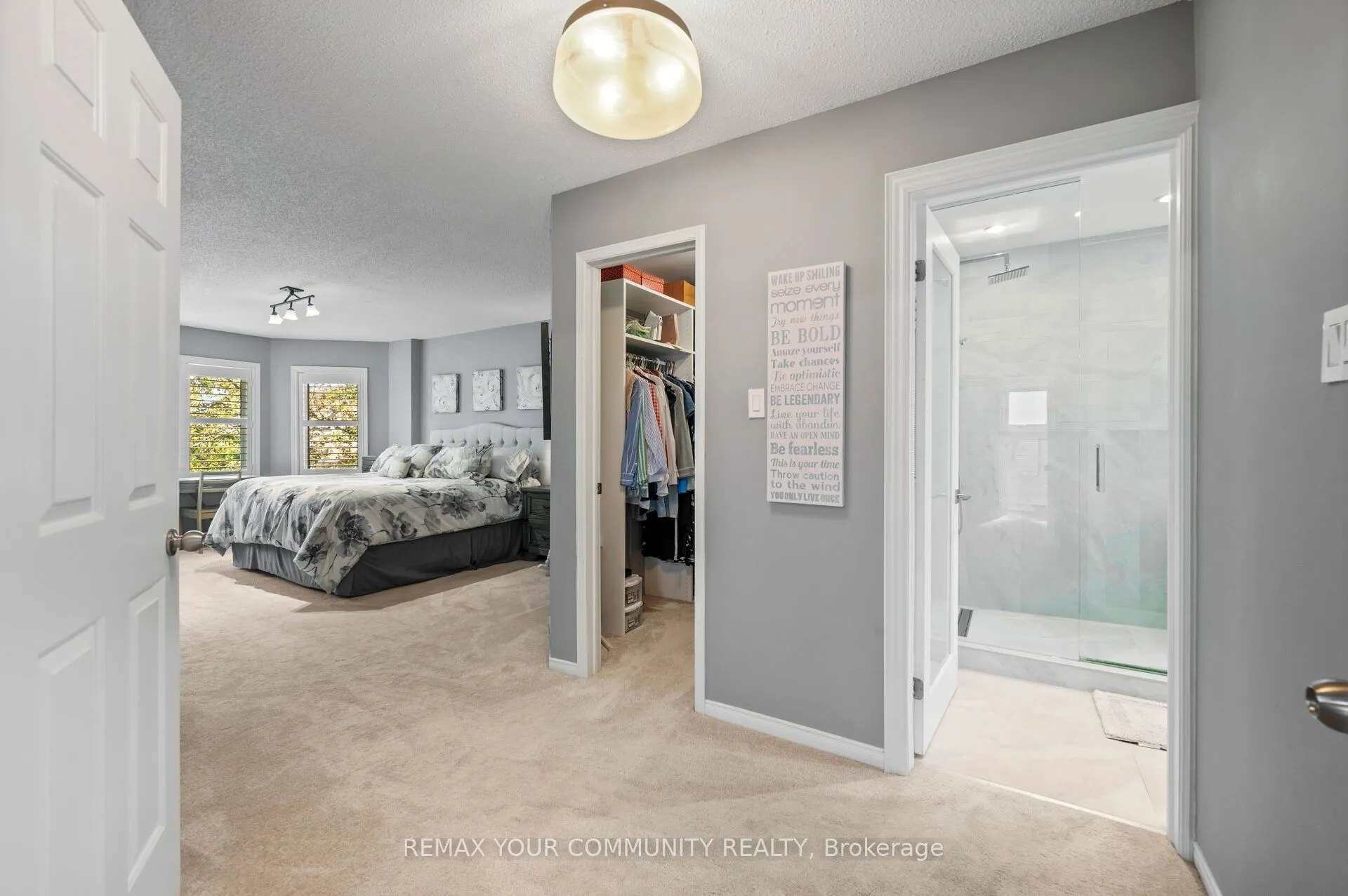 25 Albery Crescent