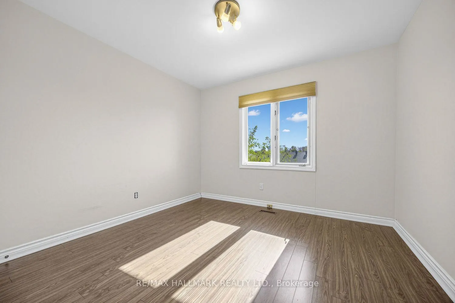 25 Cygnus Drive
