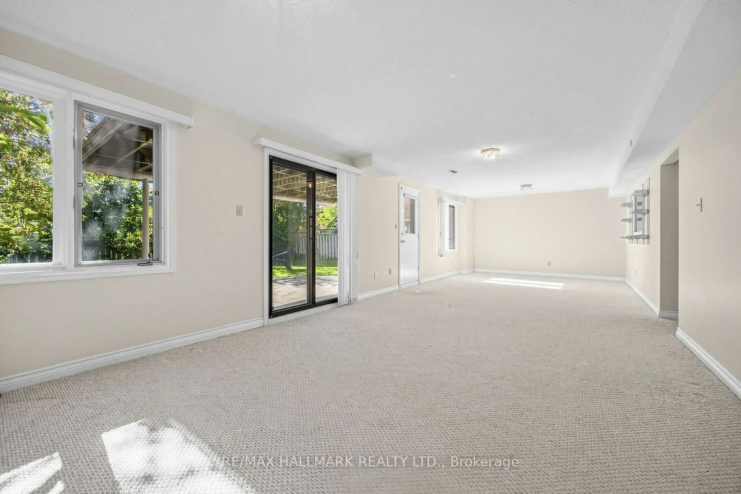 25 Cygnus Drive