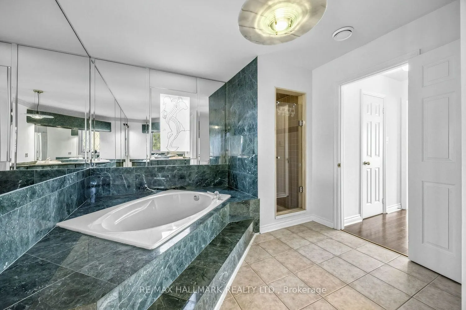 25 Cygnus Drive