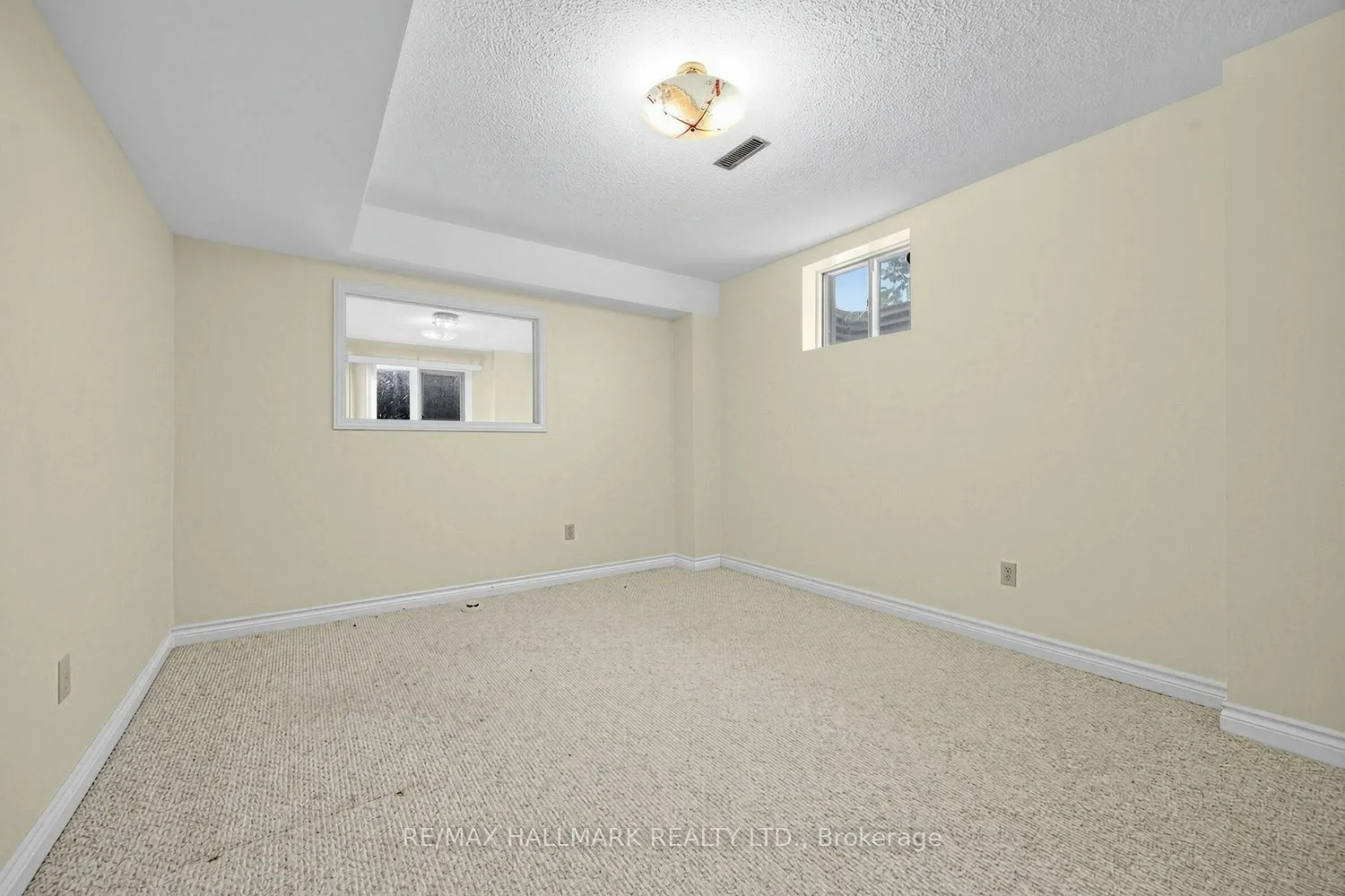 25 Cygnus Drive