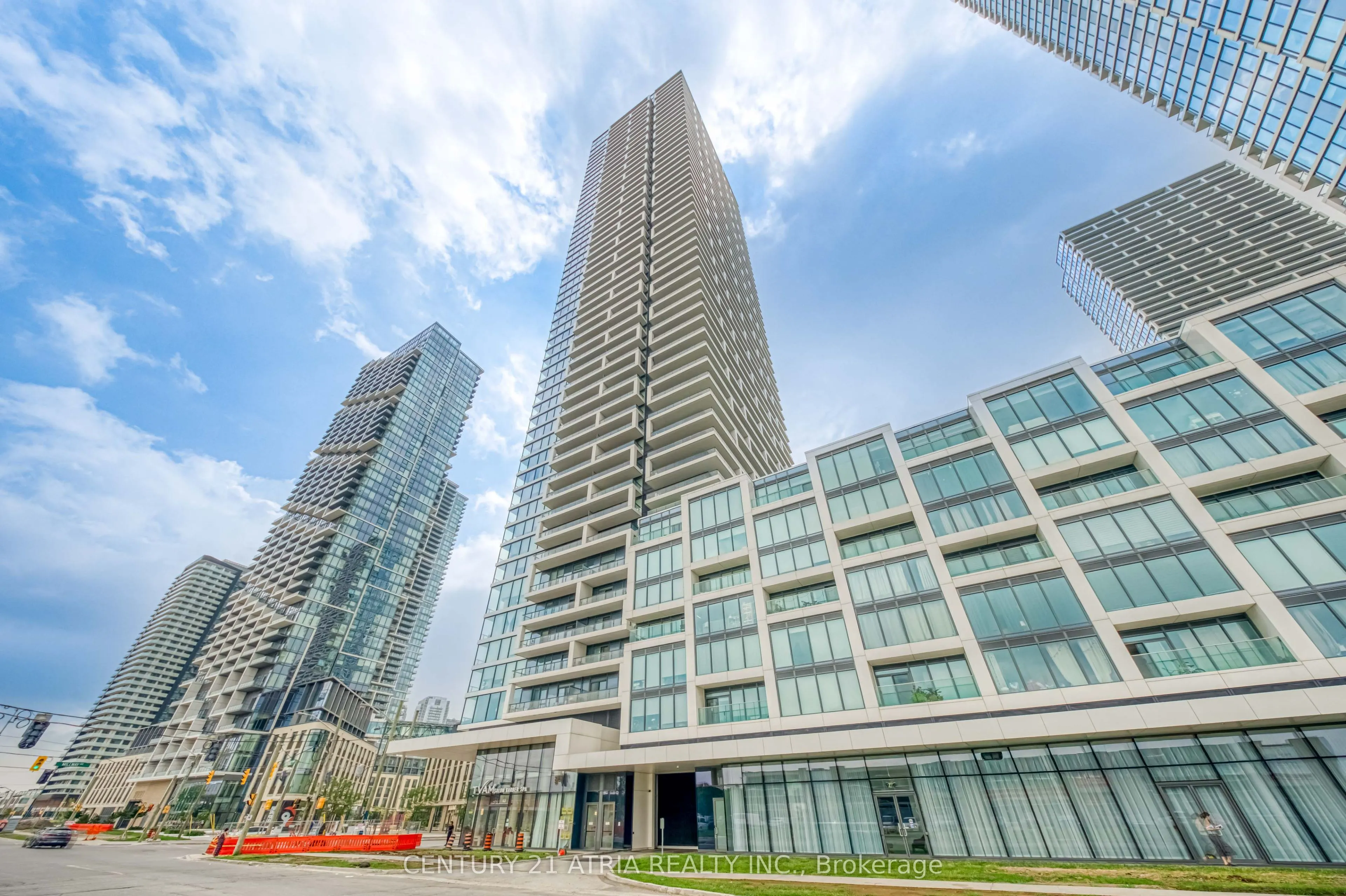 950 Portage Parkway #1811