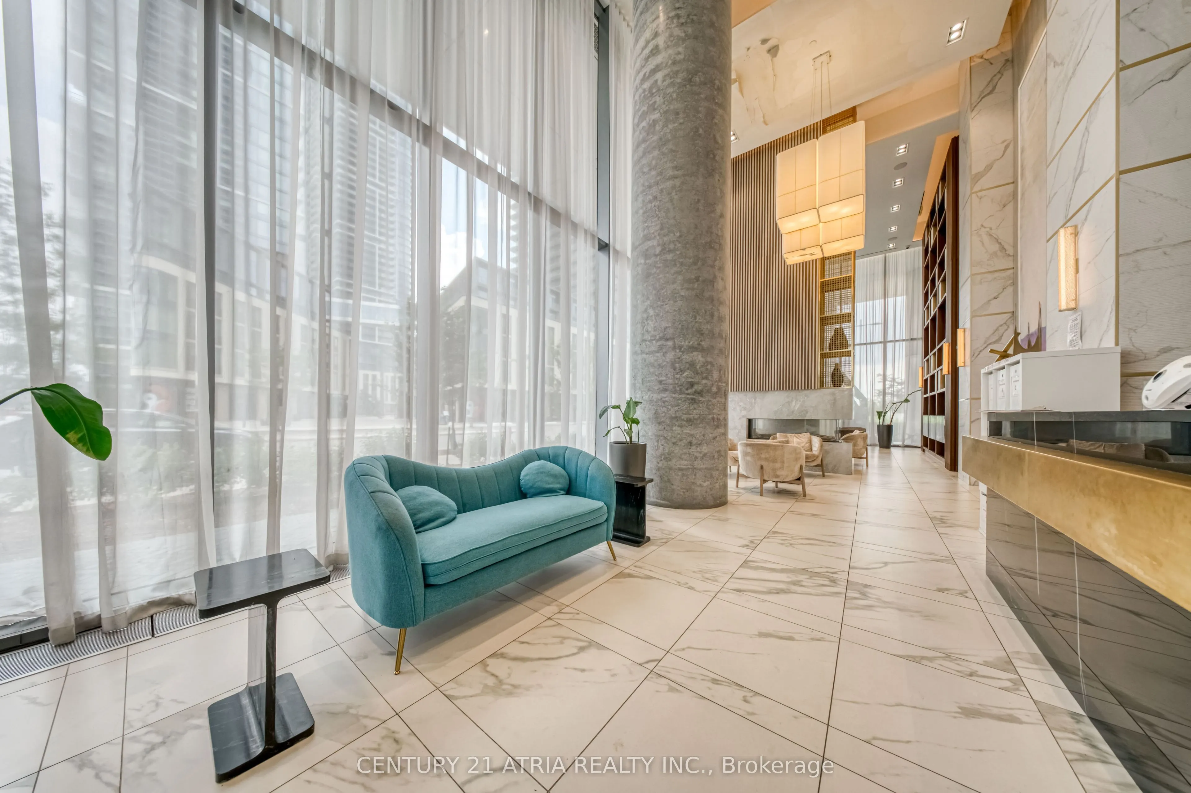 950 Portage Parkway #1811