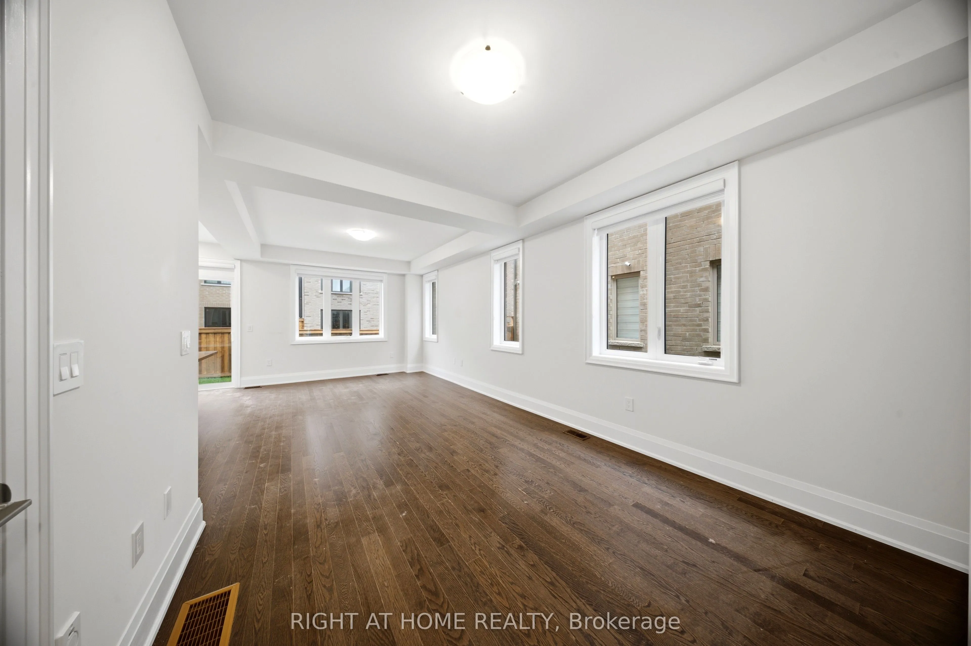 80 Tempel Street