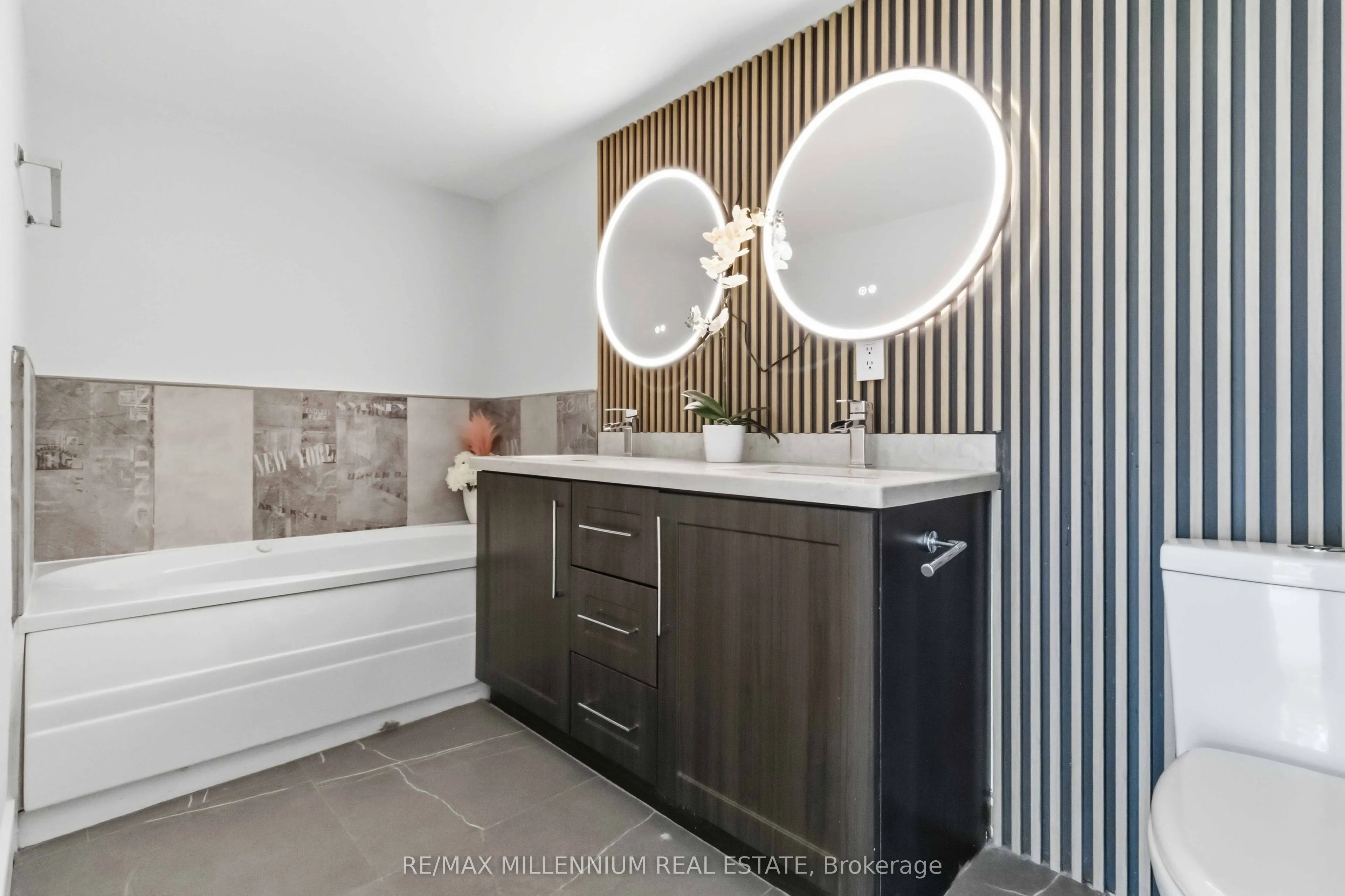 7805 Bayview Avenue #223