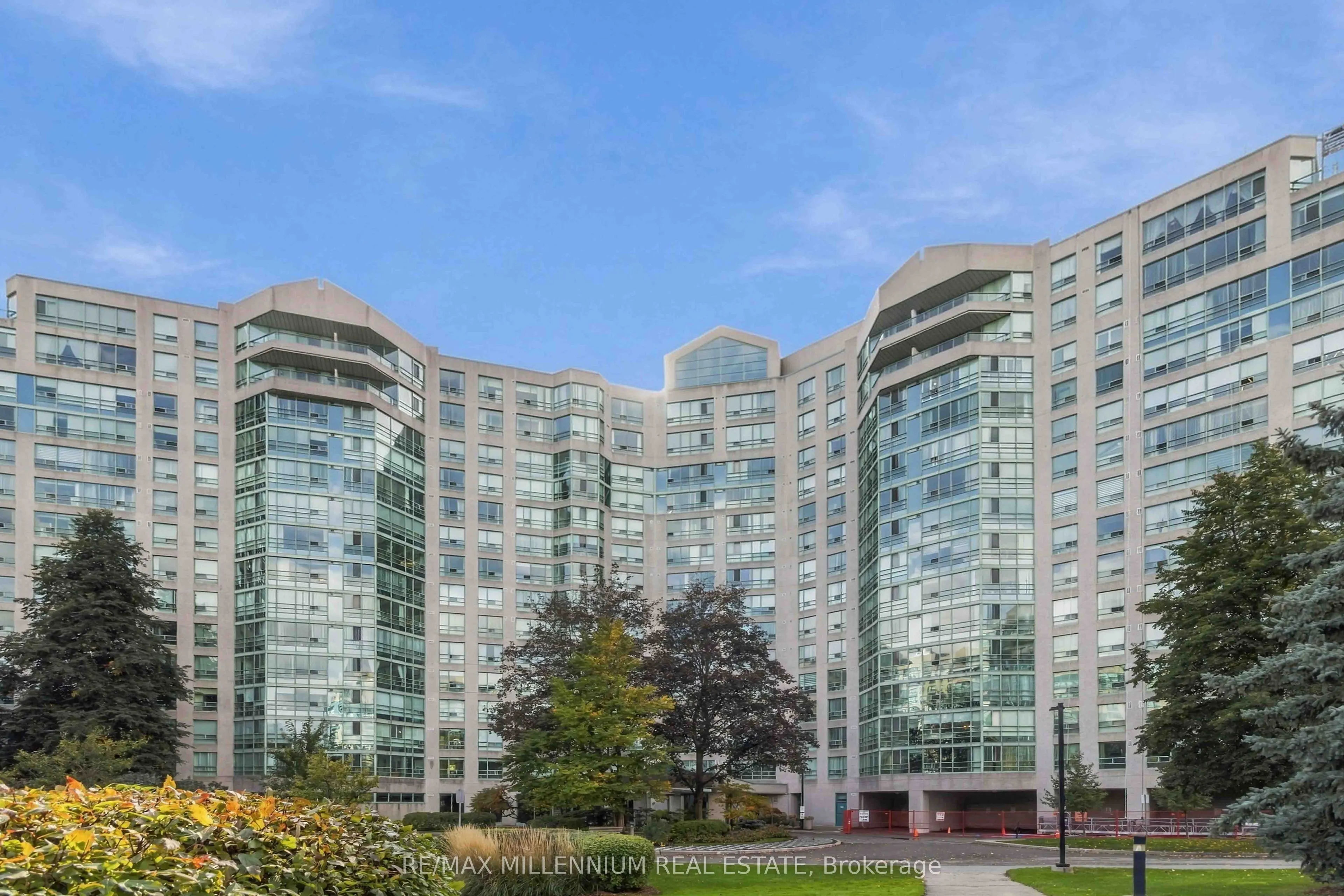 7805 Bayview Avenue #223