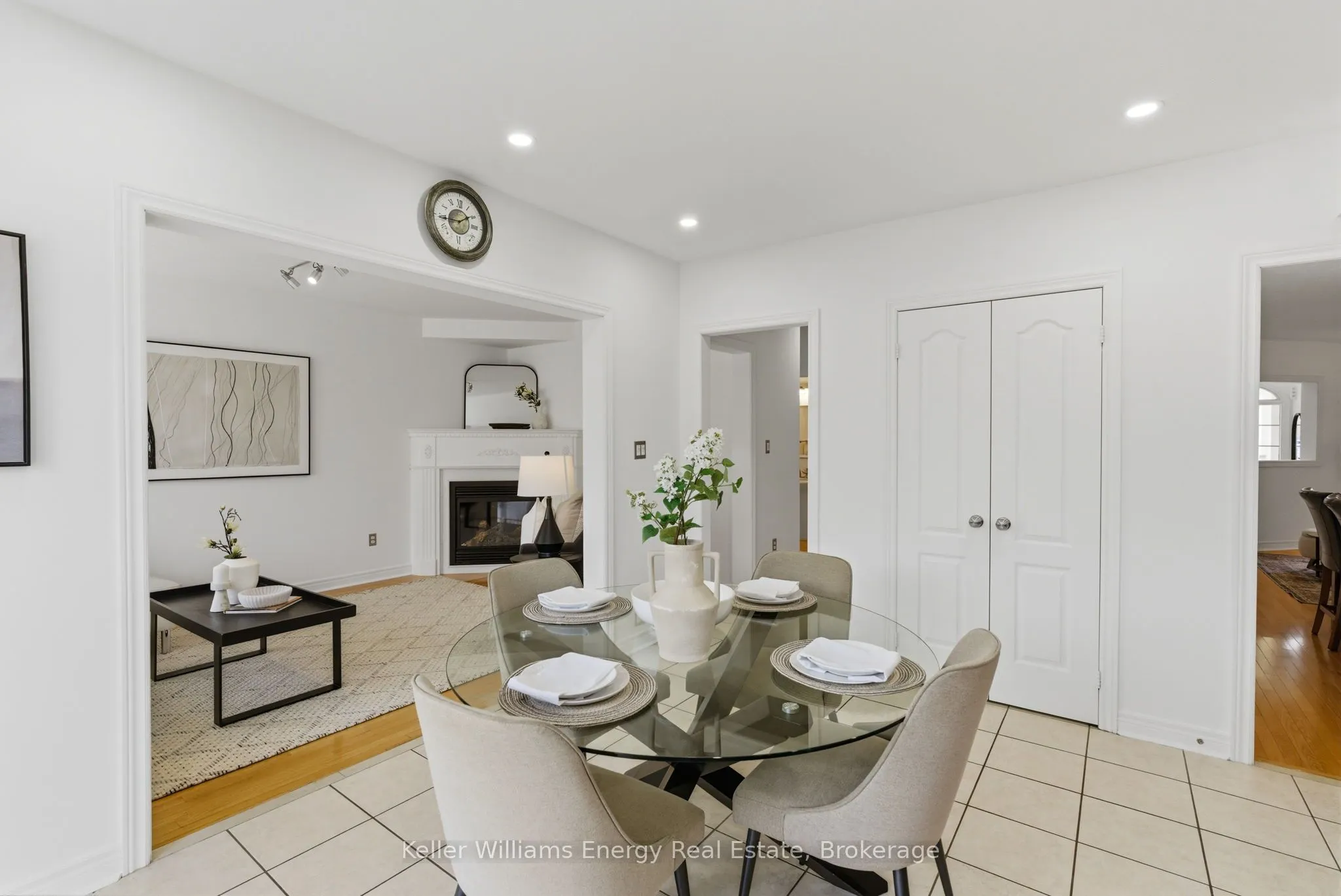 338 Dowson Loop