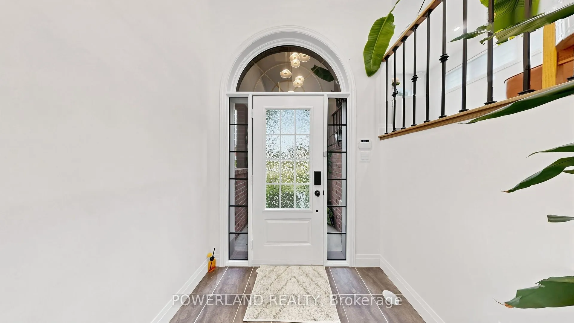 259 Dundas Way