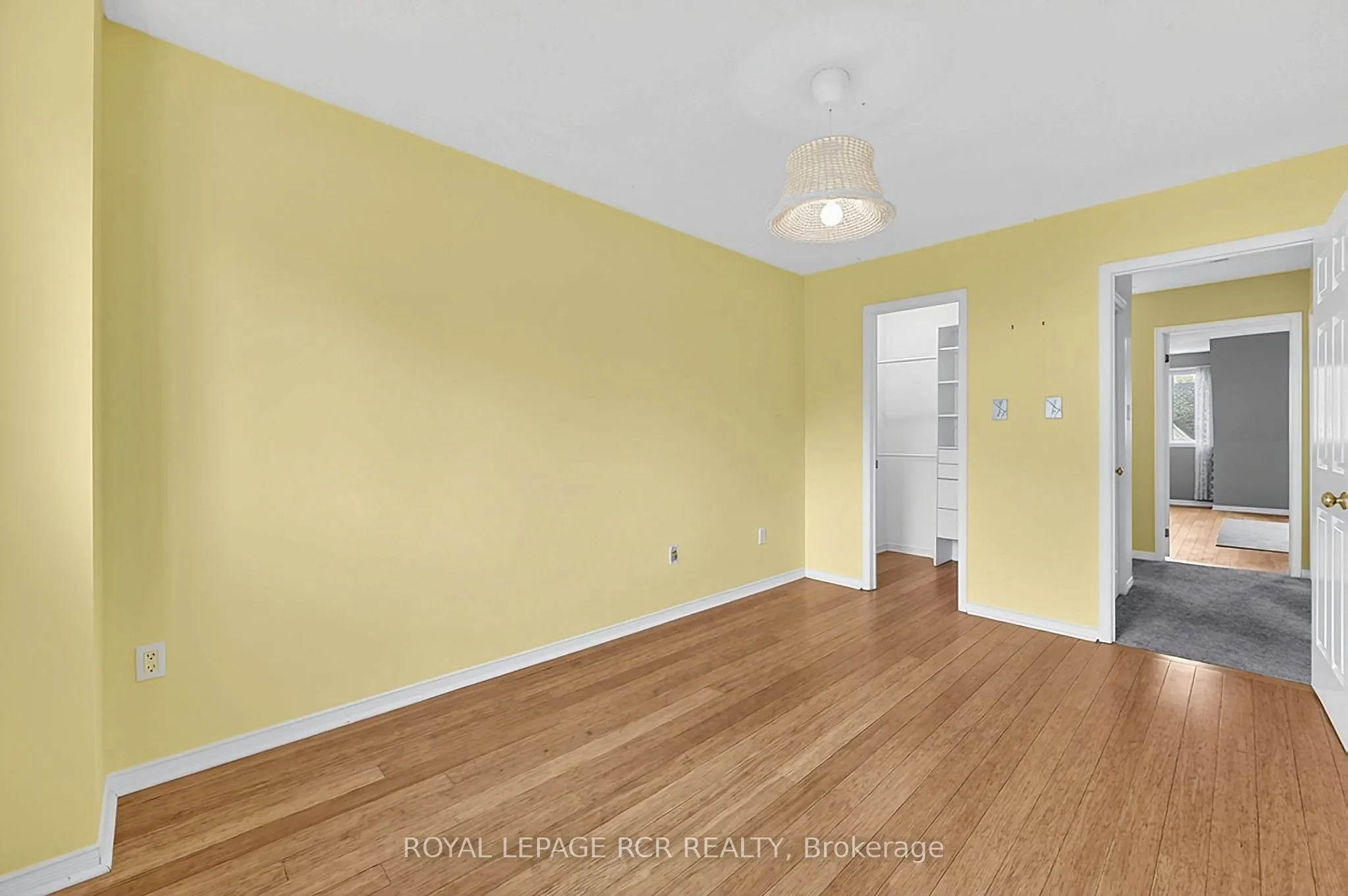 56 Oakridge Court