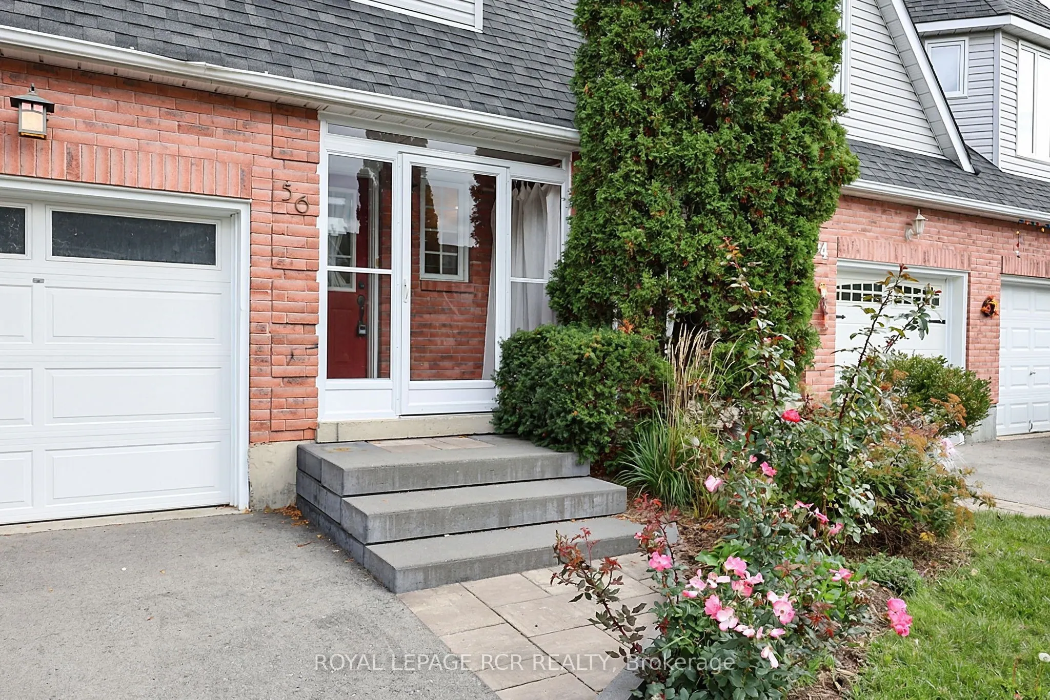 56 Oakridge Court