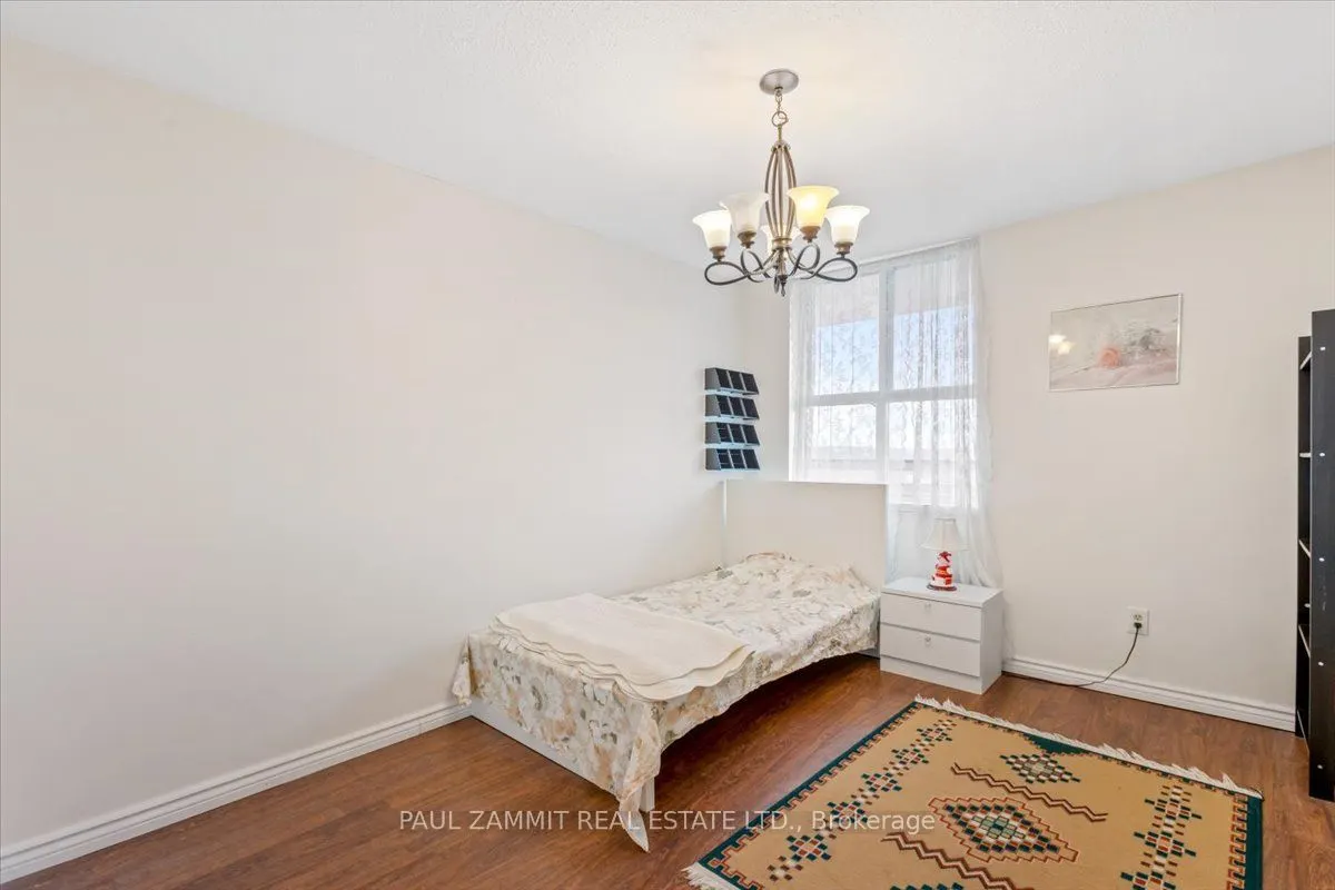 80 Inverlochy Boulevard #1008