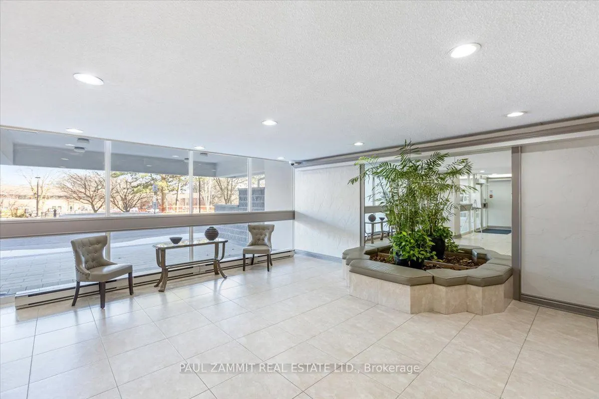 80 Inverlochy Boulevard #1008