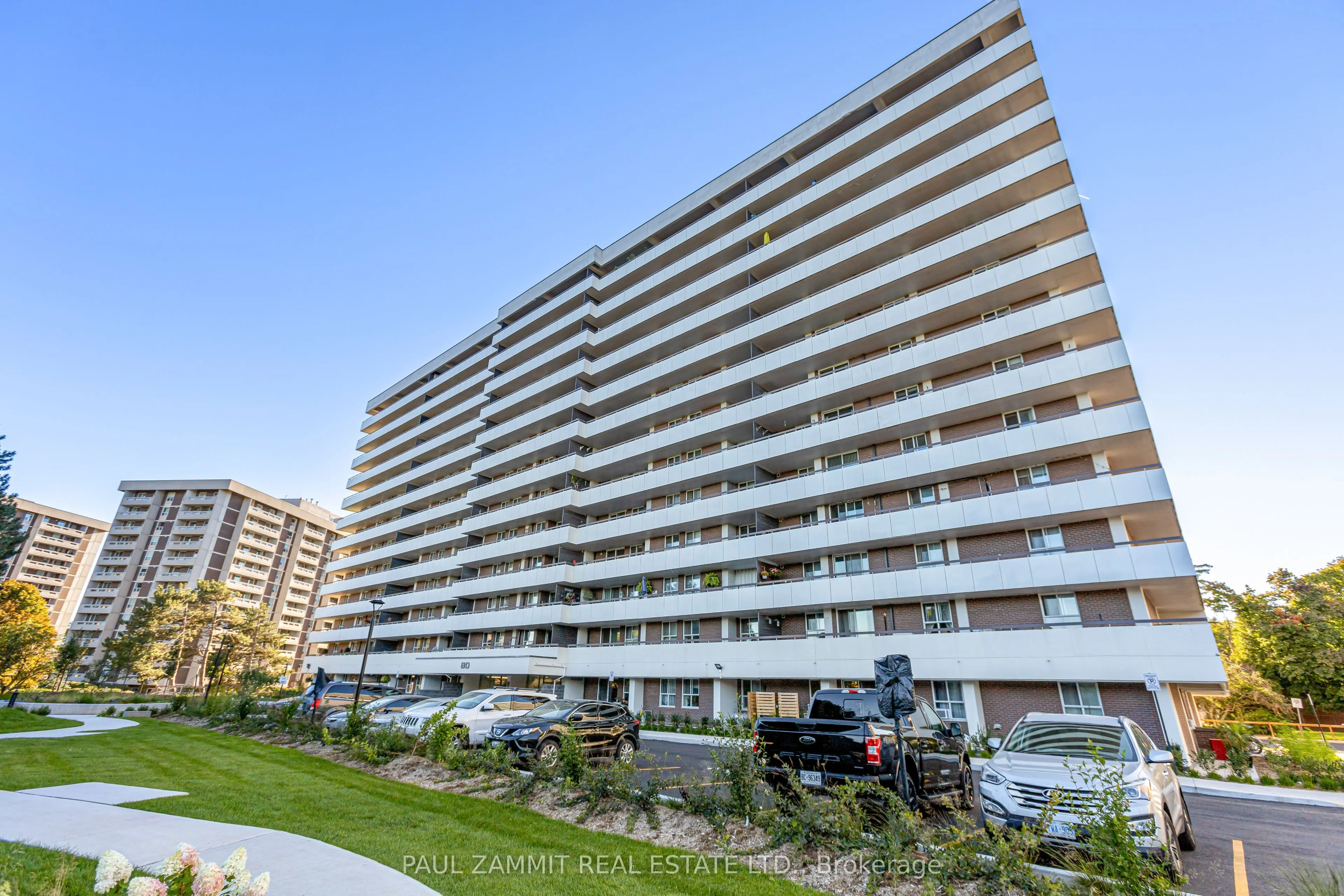 80 Inverlochy Boulevard #1008