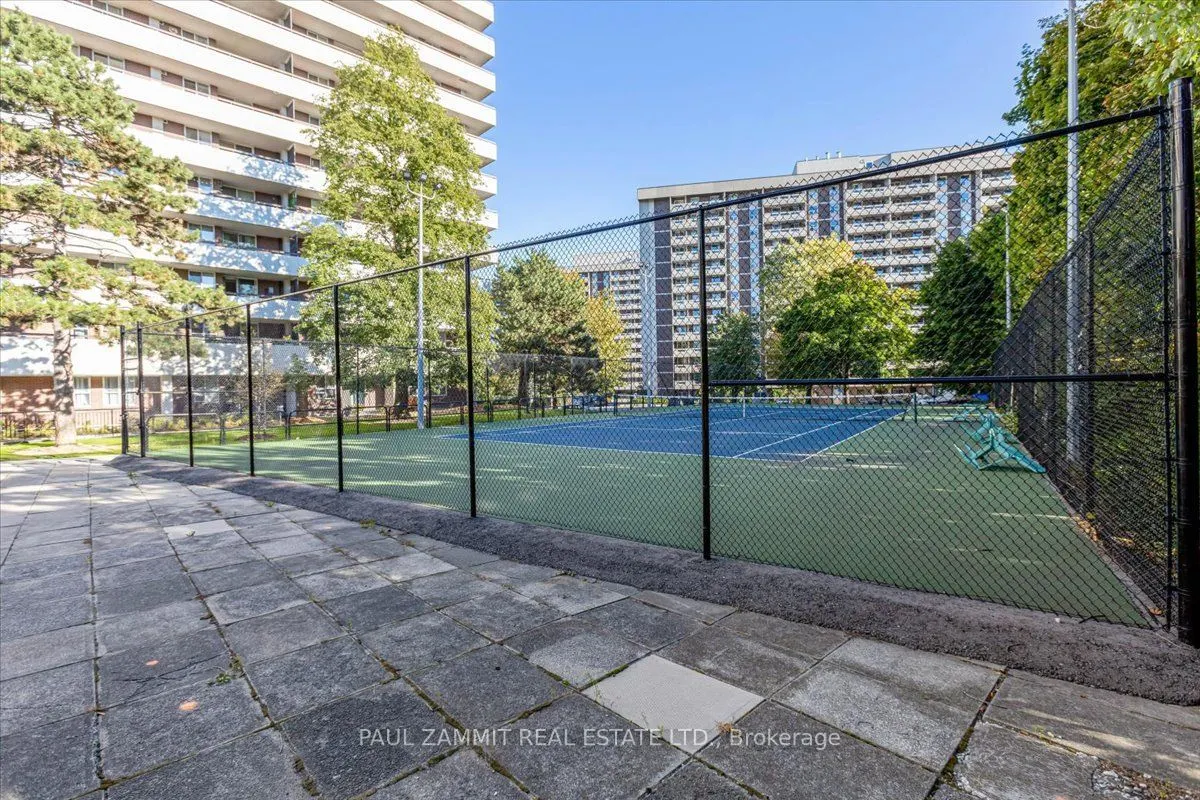 80 Inverlochy Boulevard #1008
