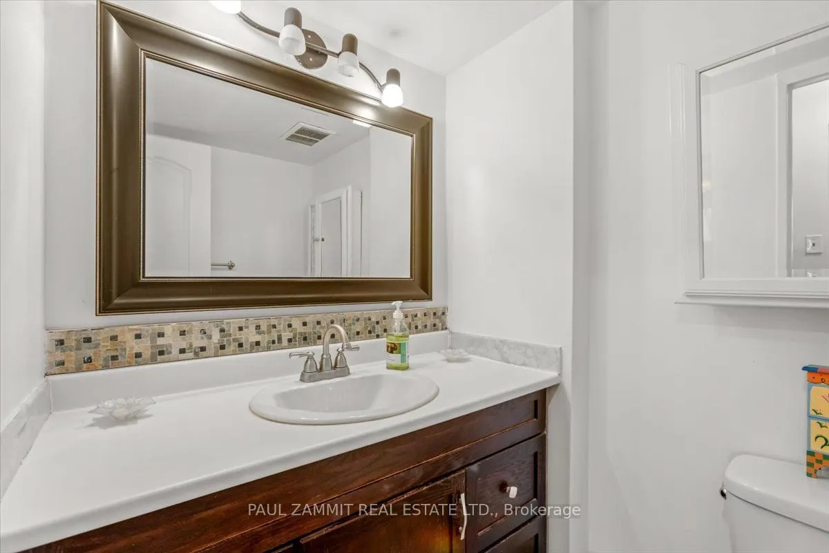 80 Inverlochy Boulevard #1008