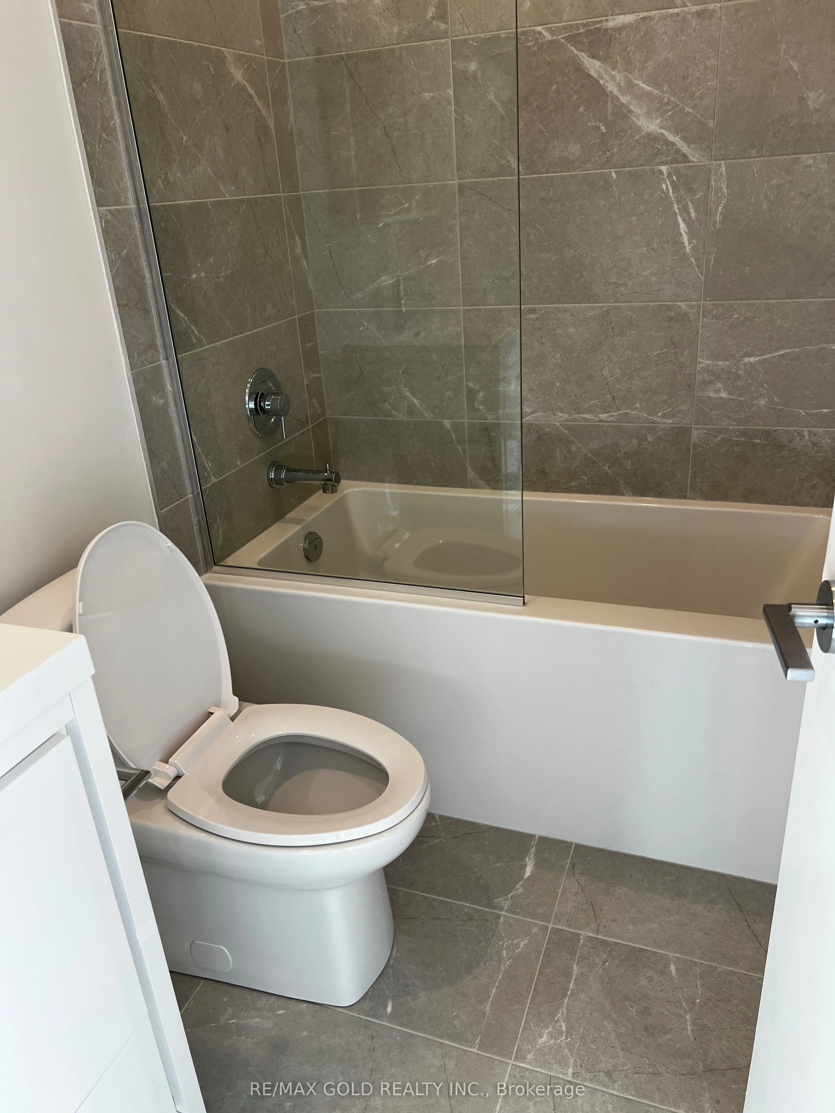 5 Meadowdale Road #312