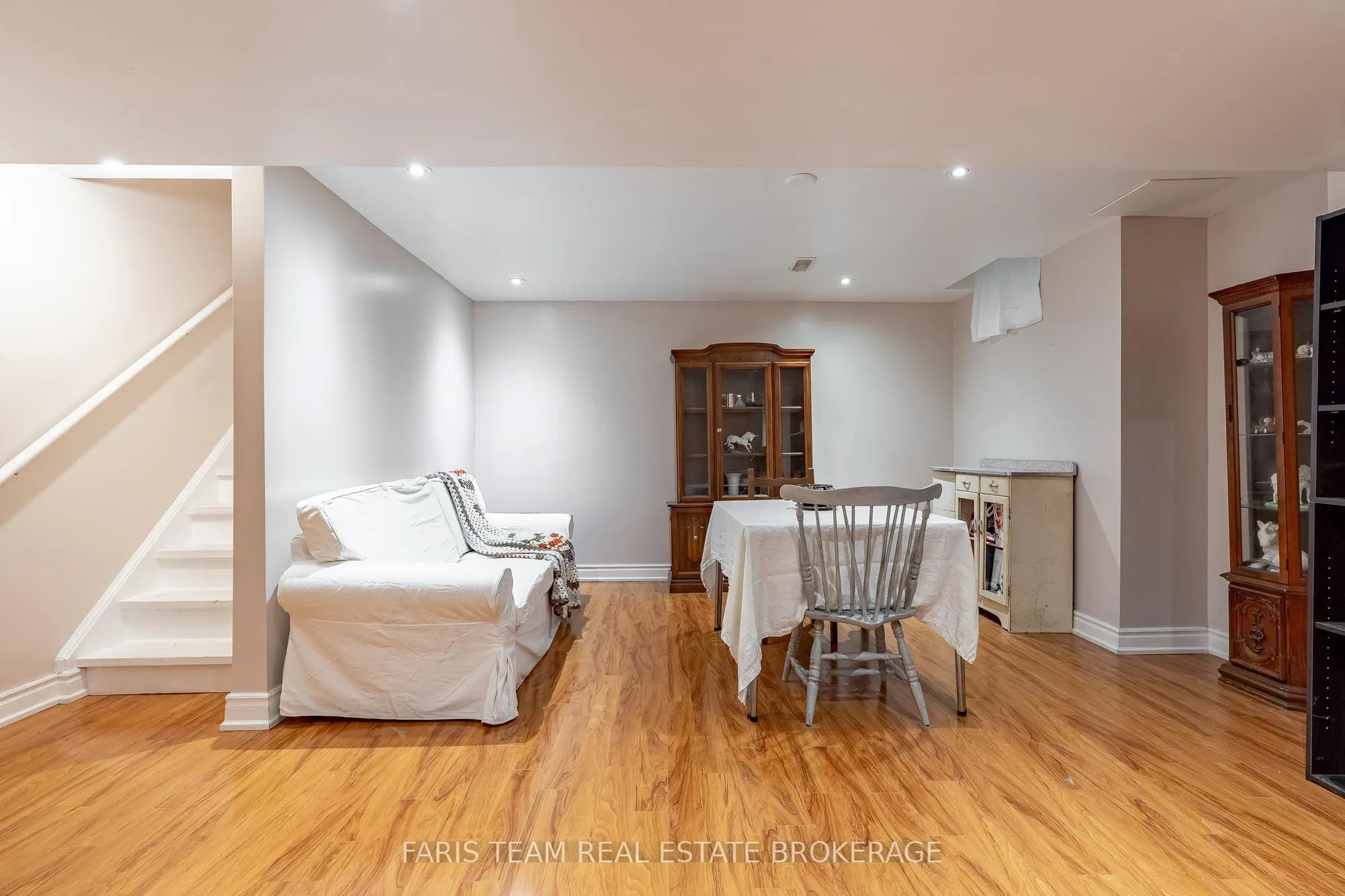 27 Kidd Crescent
