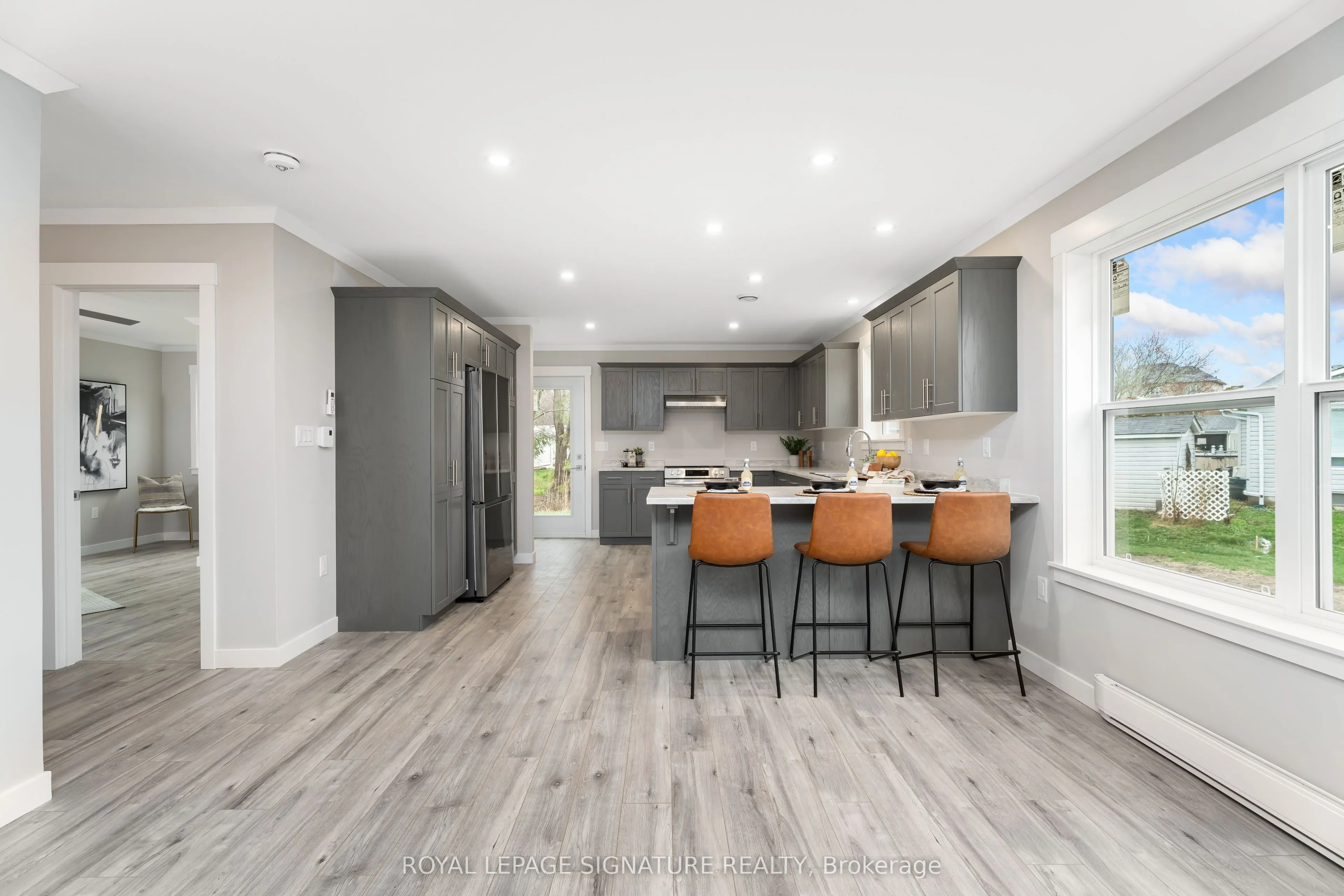 16 Briarwood Place
