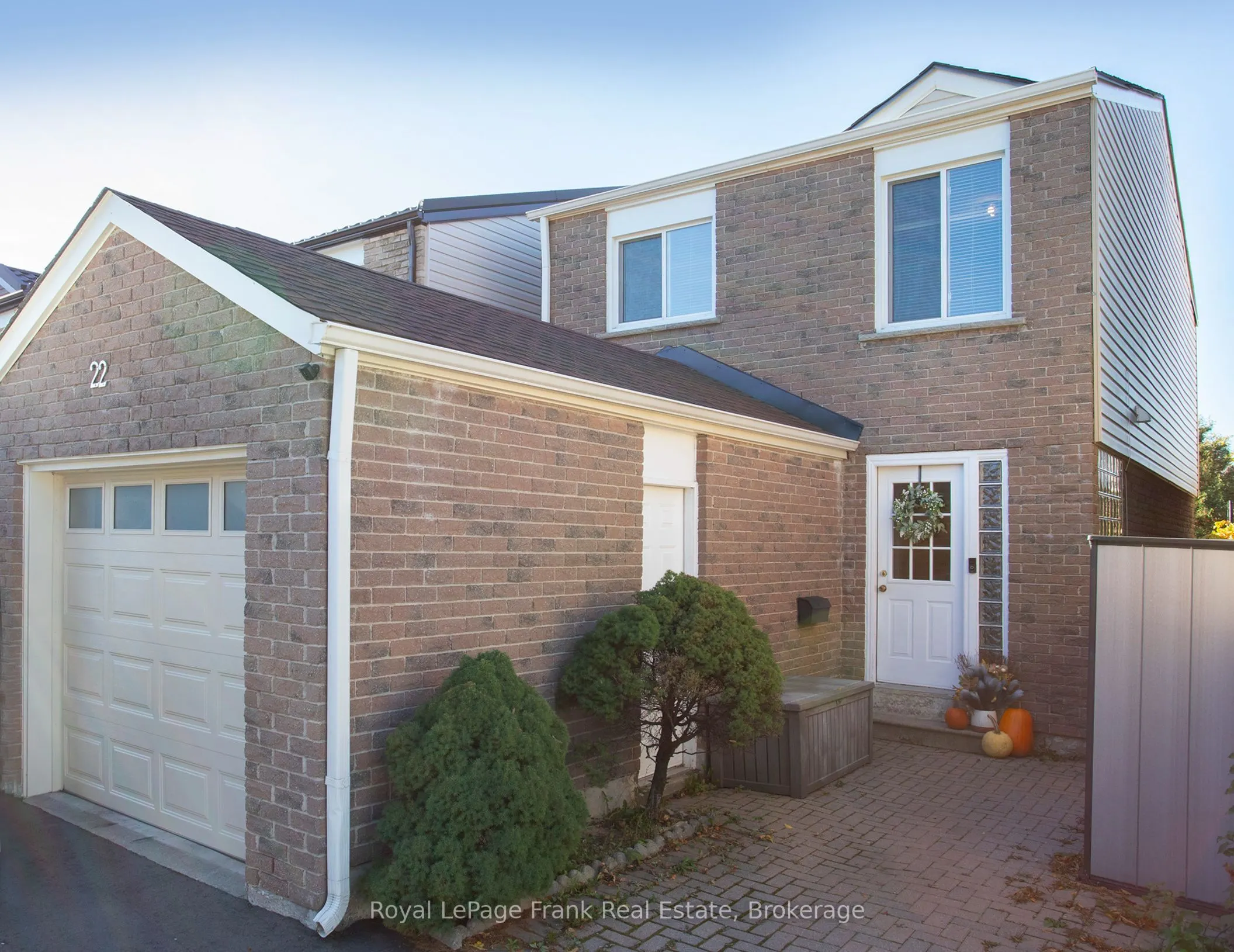 22 Peachtree Place