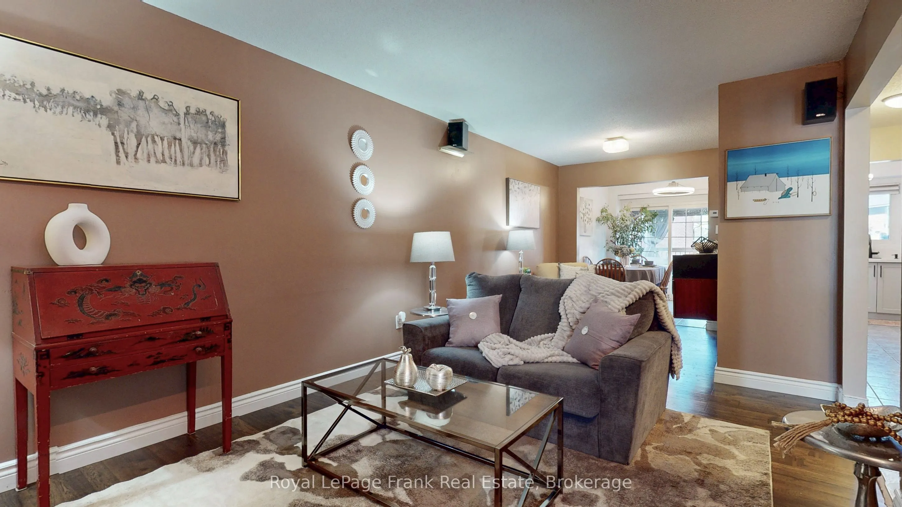 22 Peachtree Place