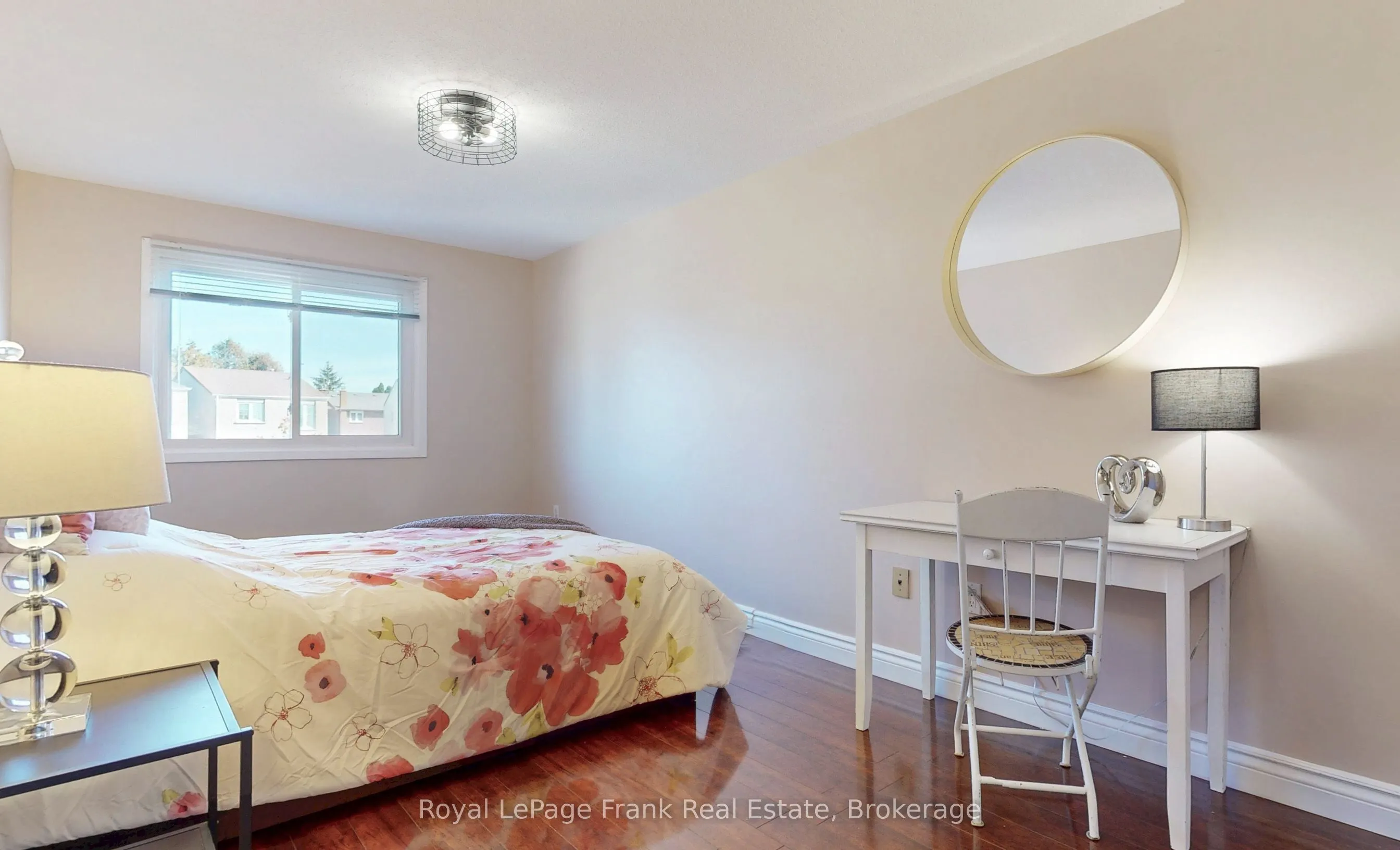 22 Peachtree Place